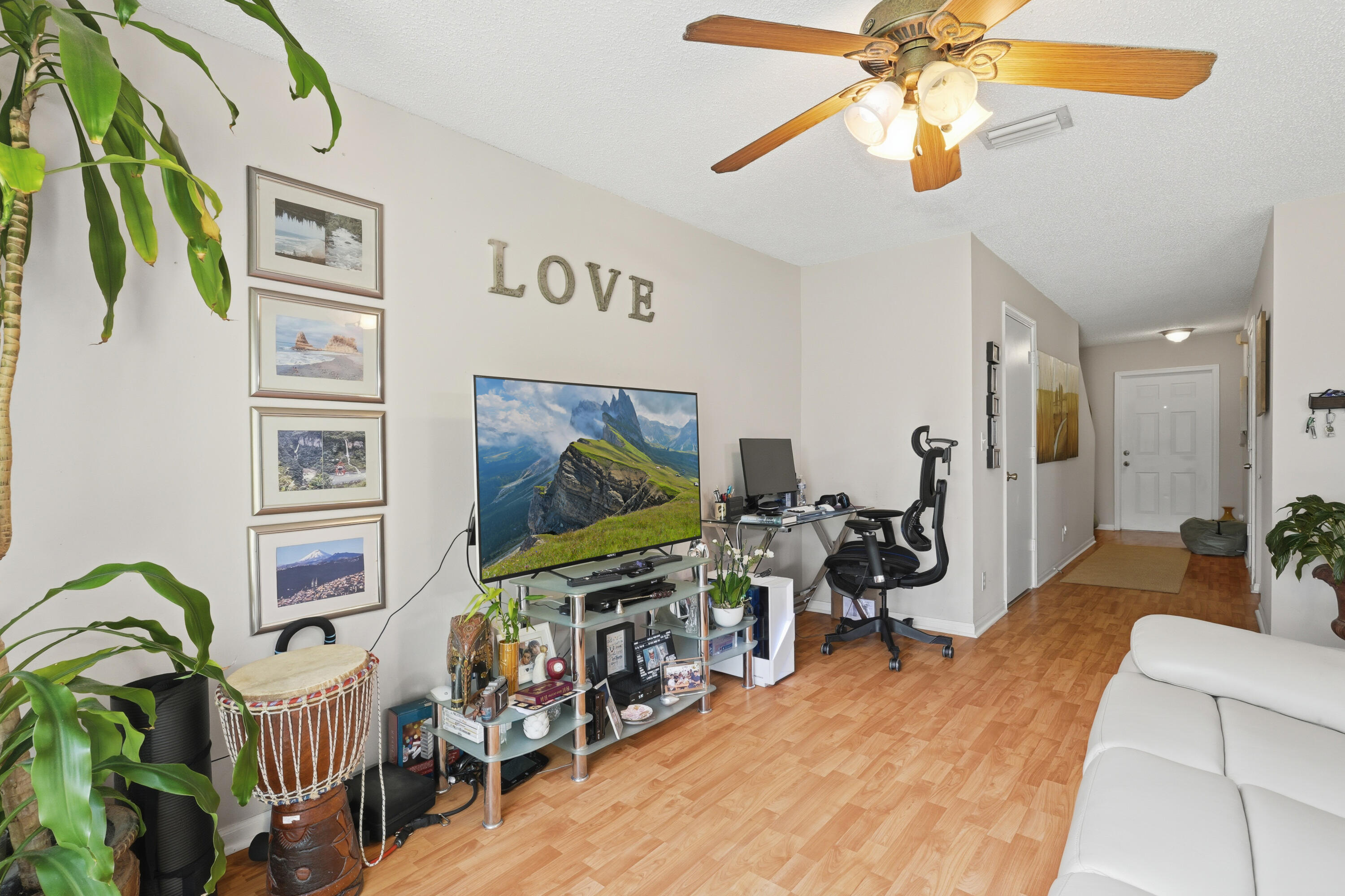 6929 Willow Creek Run Property Photo 12