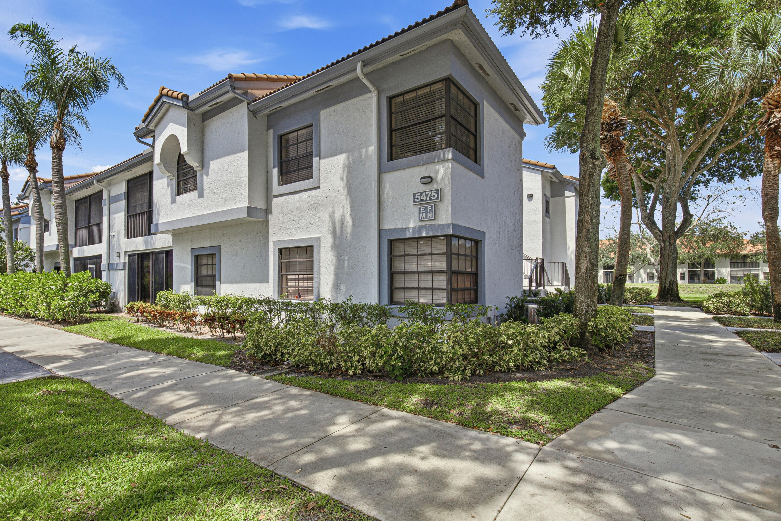 5475 Verona E Property Photo 1