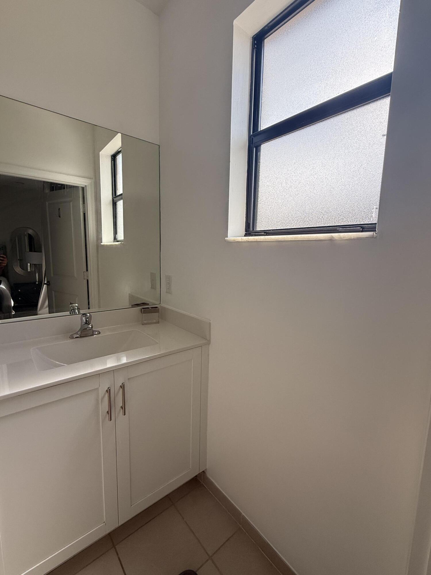 21423 Ne 2nd Place Property Photo 15
