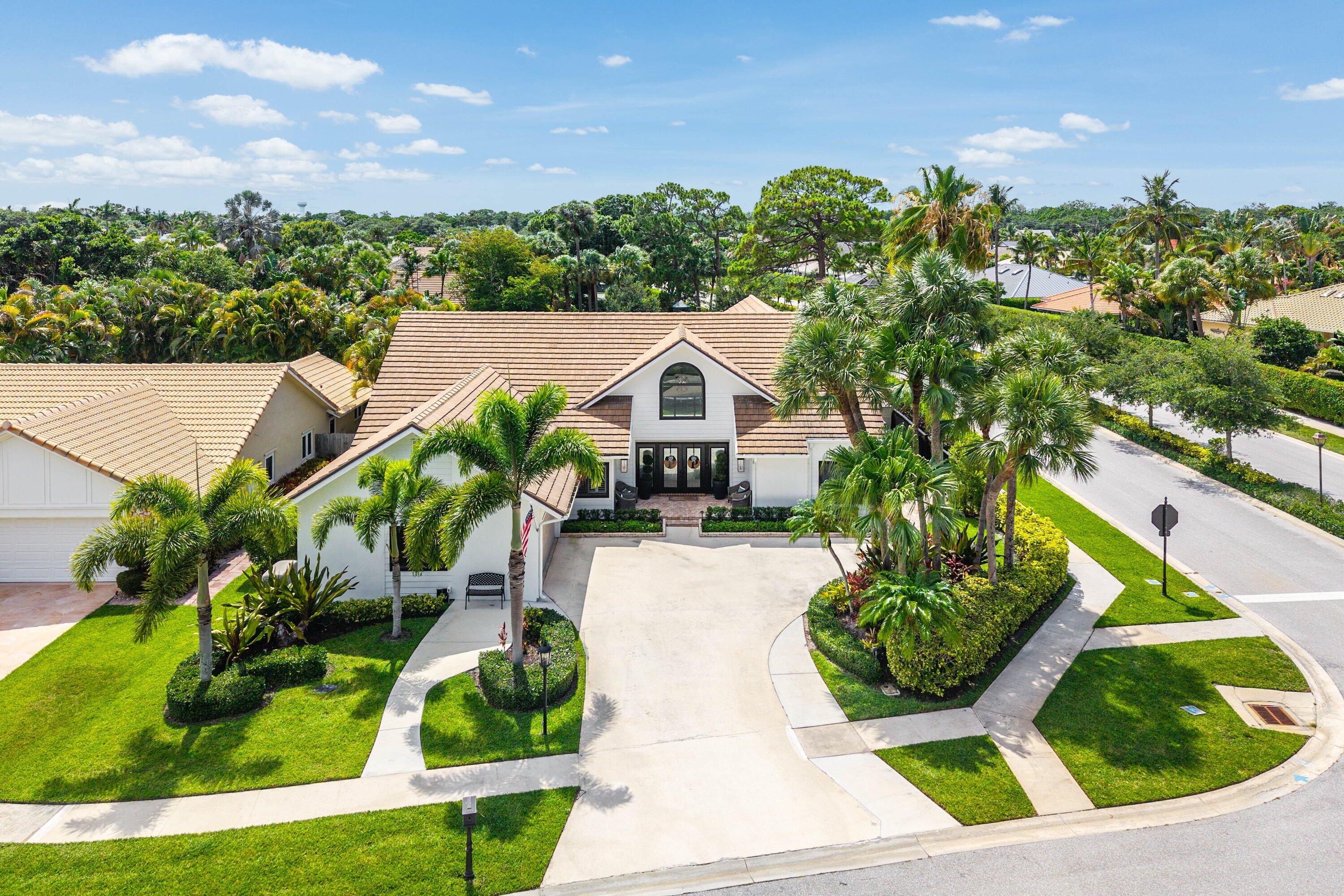 2707 Biarritz Drive Property Photo 1