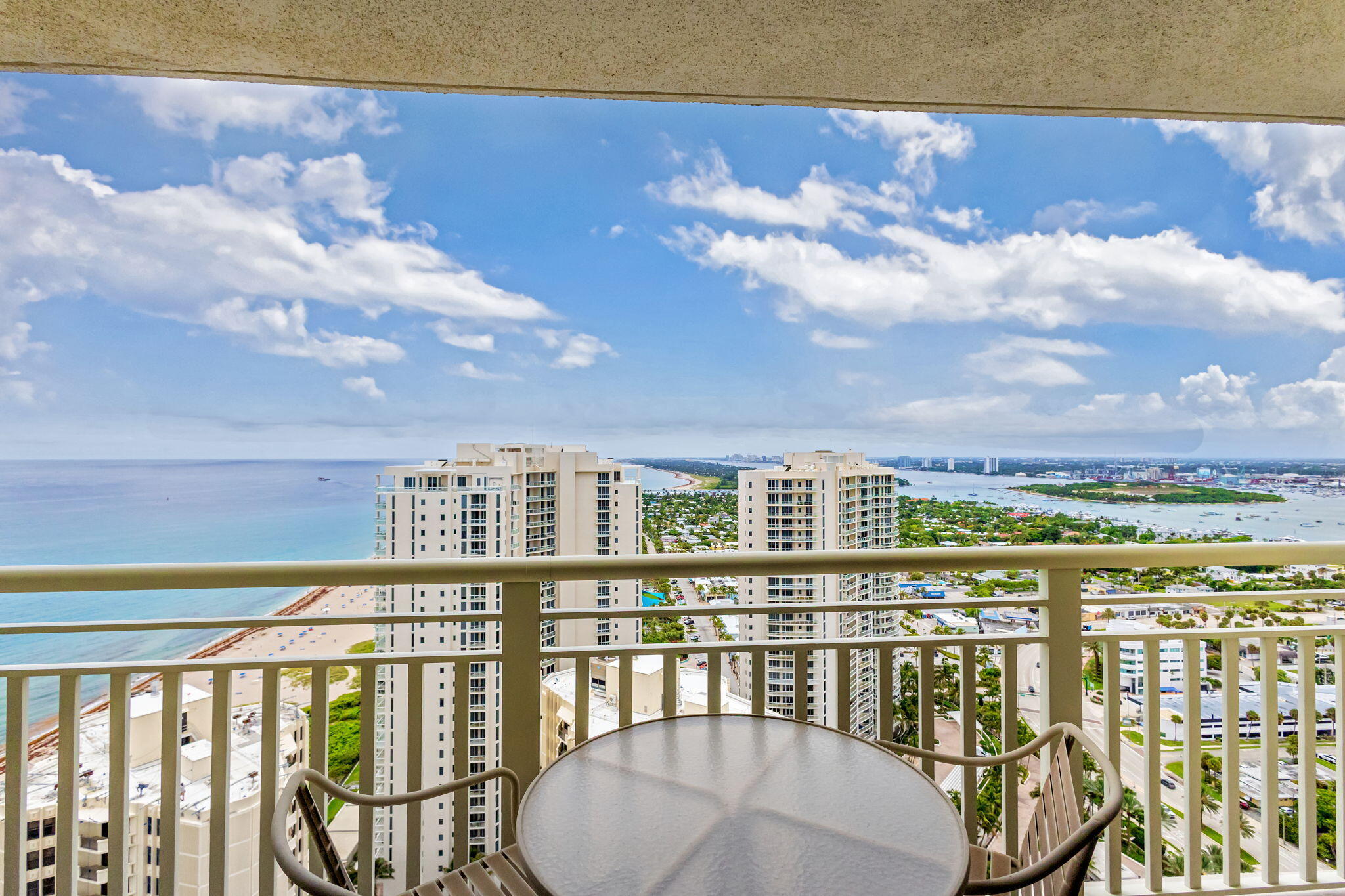 3000 N Ocean Avenue Property Photo 4