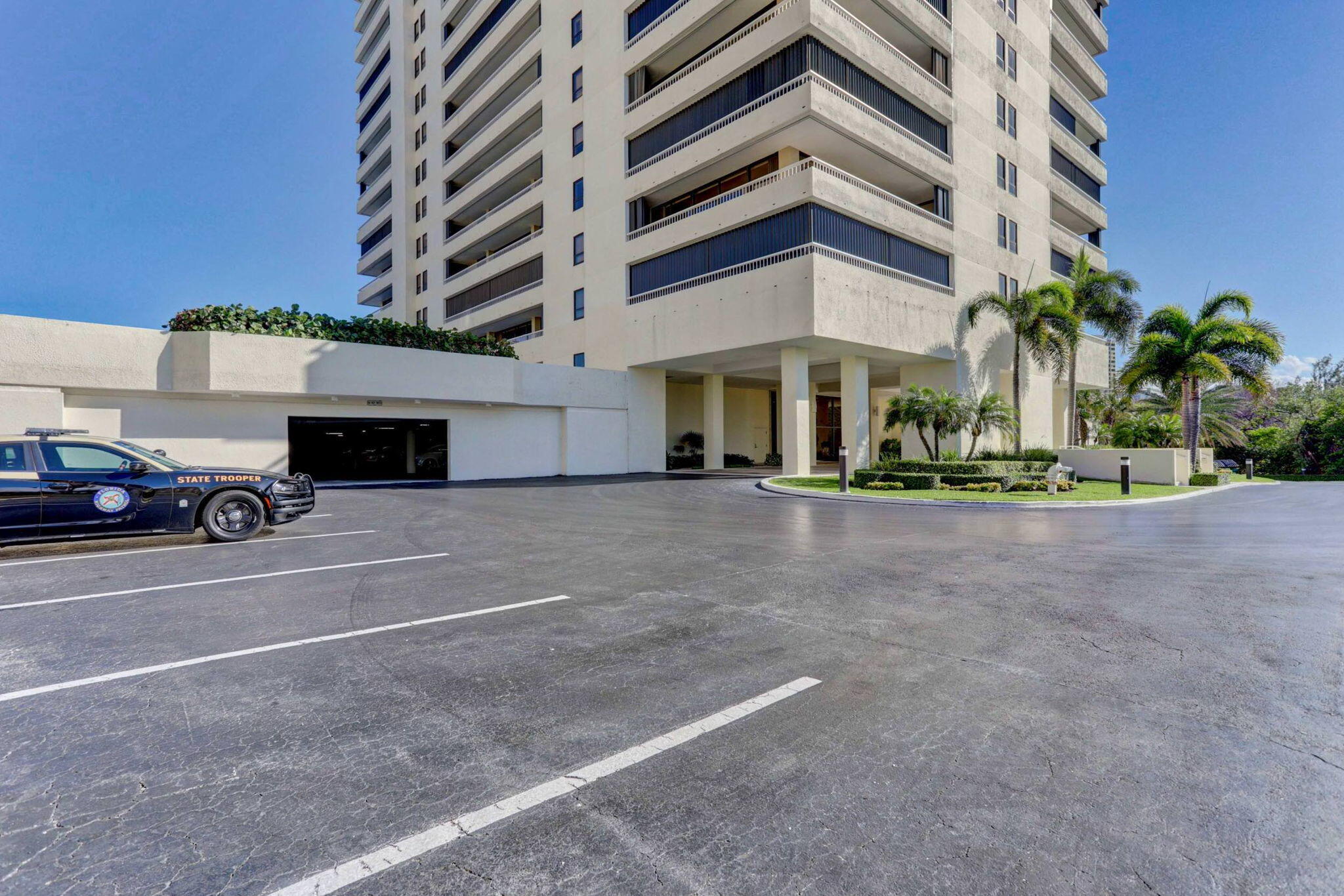 5280 N Ocean Drive 3a Property Photo 57
