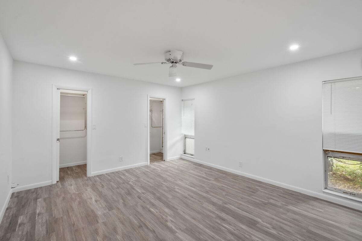 4704 Queen Palm Lane Property Photo 17