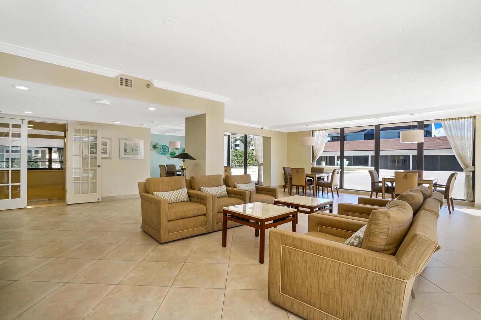 4000 N Ocean Drive 2004 Property Photo 44