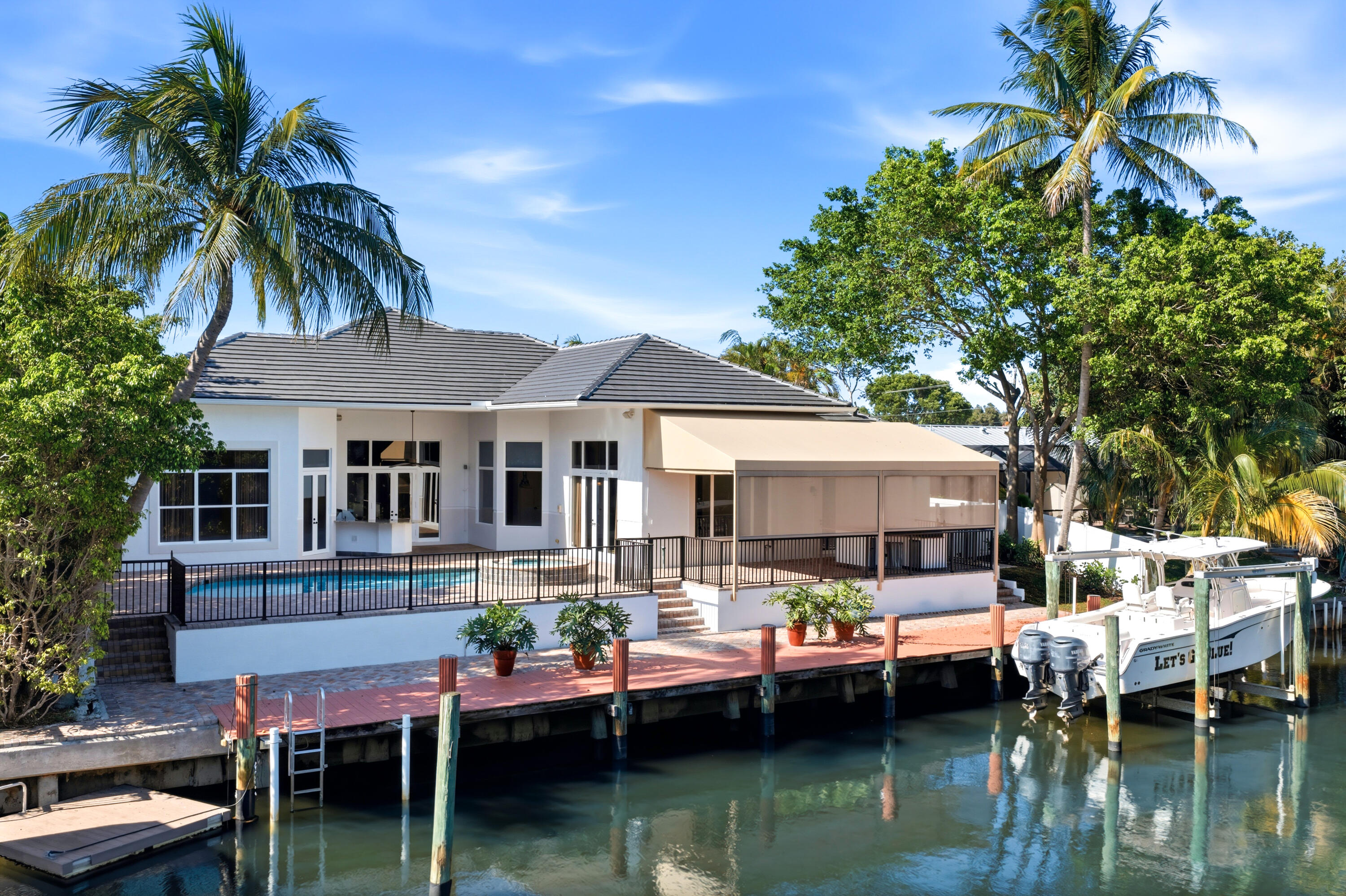 608 Inlet Road Property Photo 3