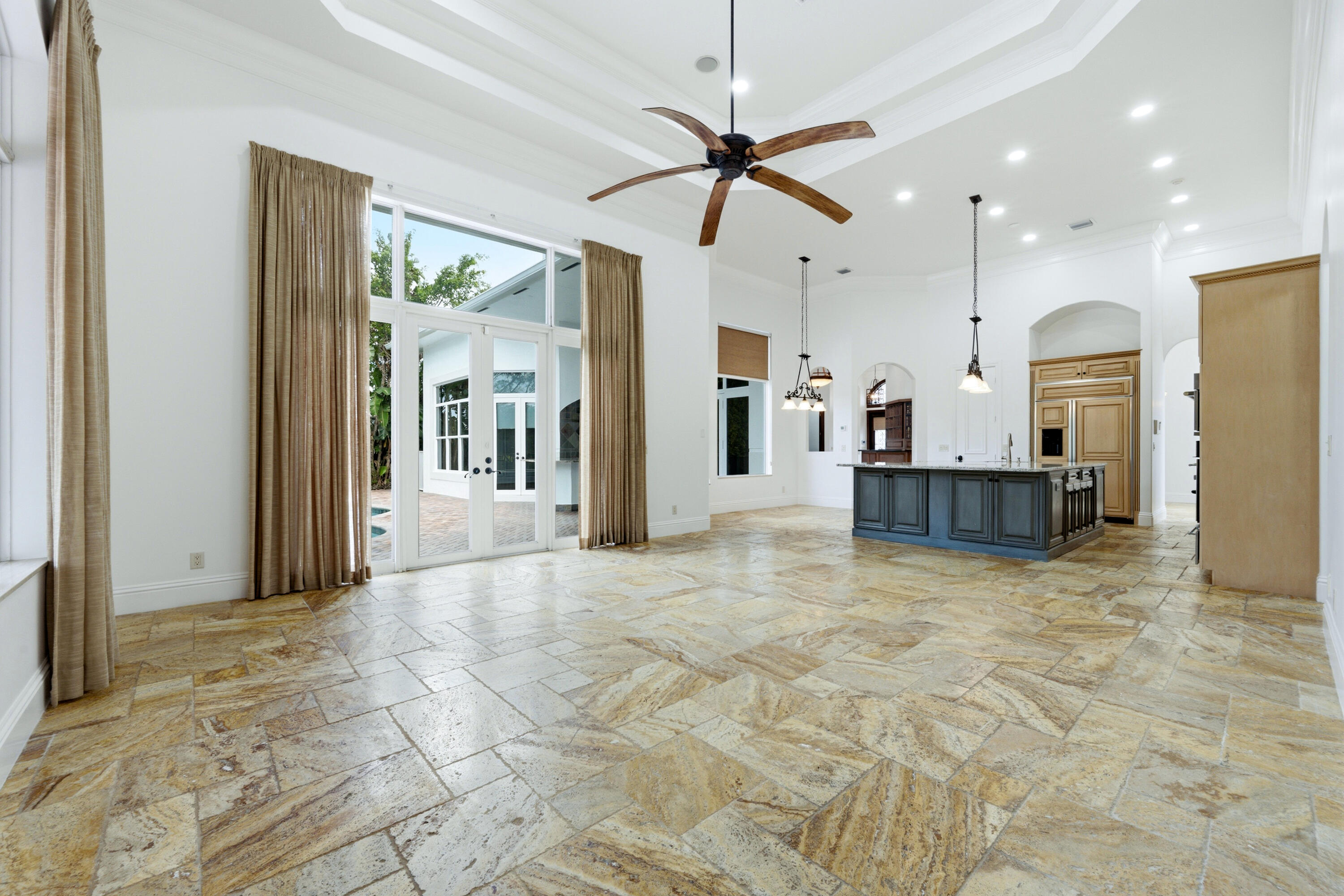 608 Inlet Road Property Photo 15
