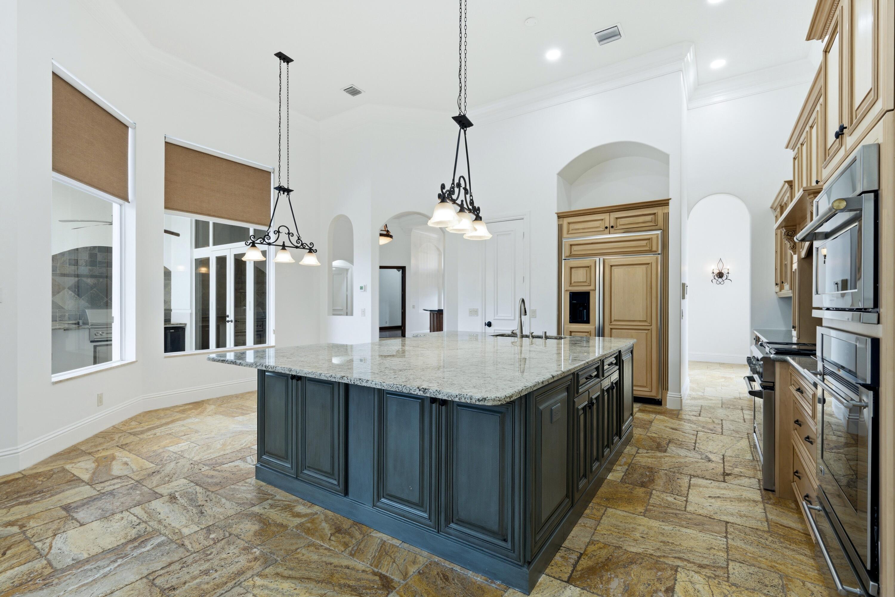 608 Inlet Road Property Photo 17