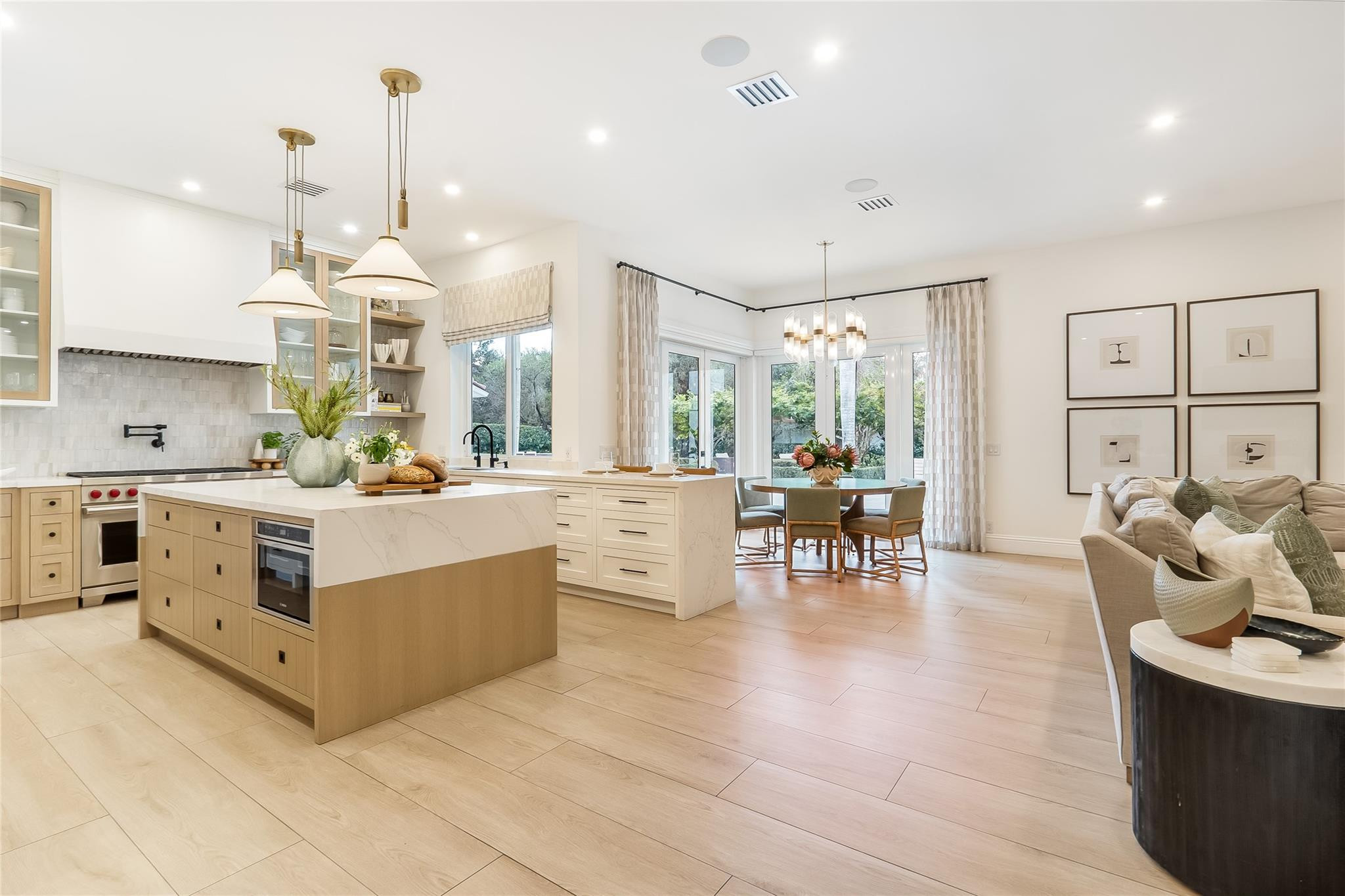 2825 Hackney Road Property Photo 1