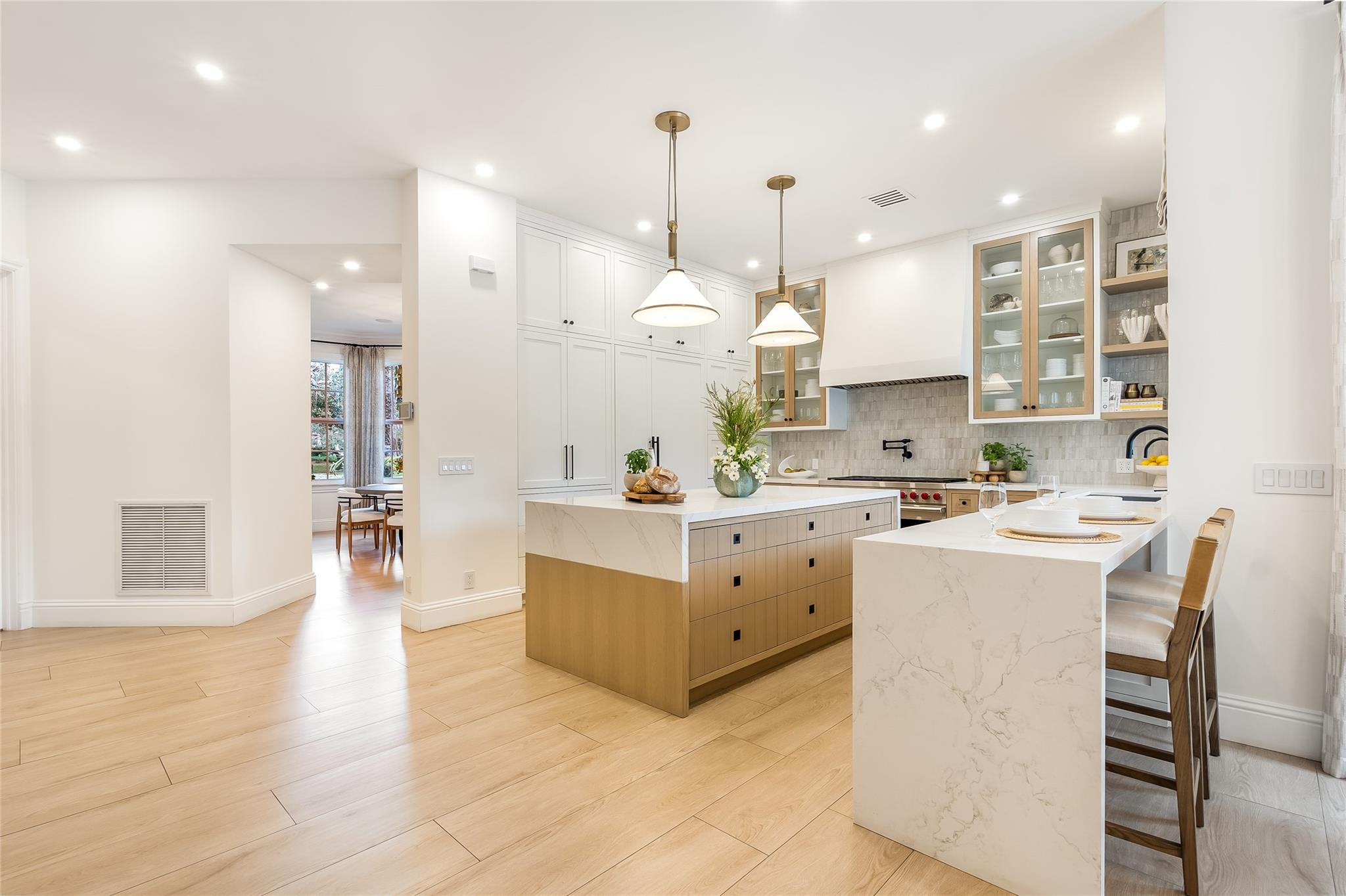 2825 Hackney Road Property Photo 4
