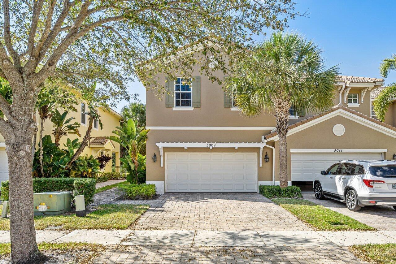 5009 Dulce Court Property Photo 1