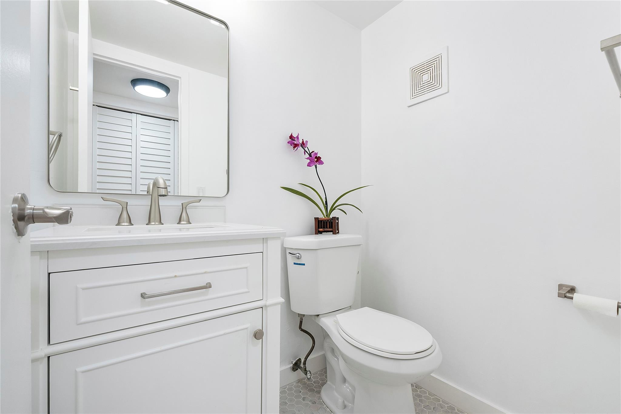 457 Mansfield 457 Property Photo 5