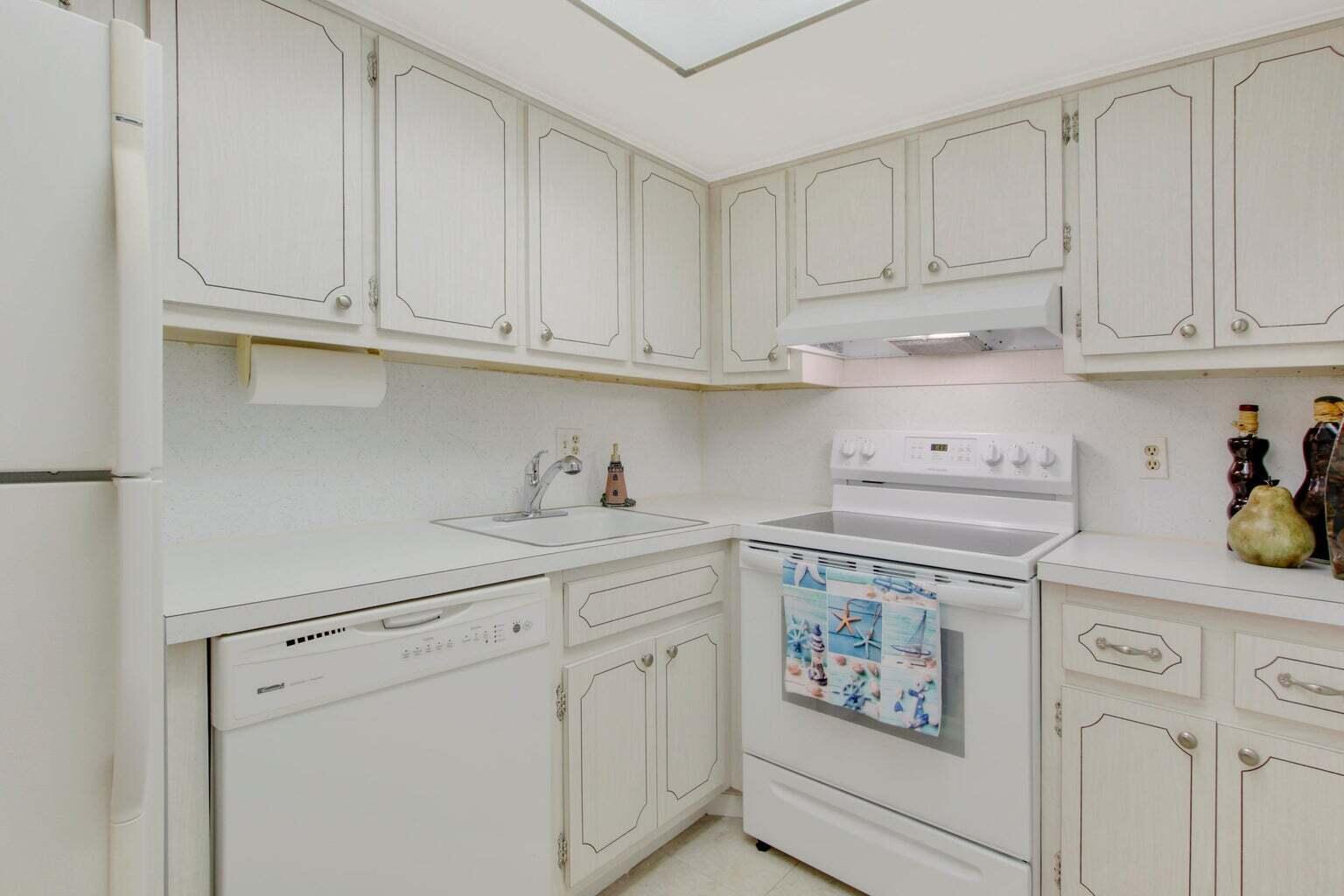 120 Lehane Terrace 109 Property Photo 15
