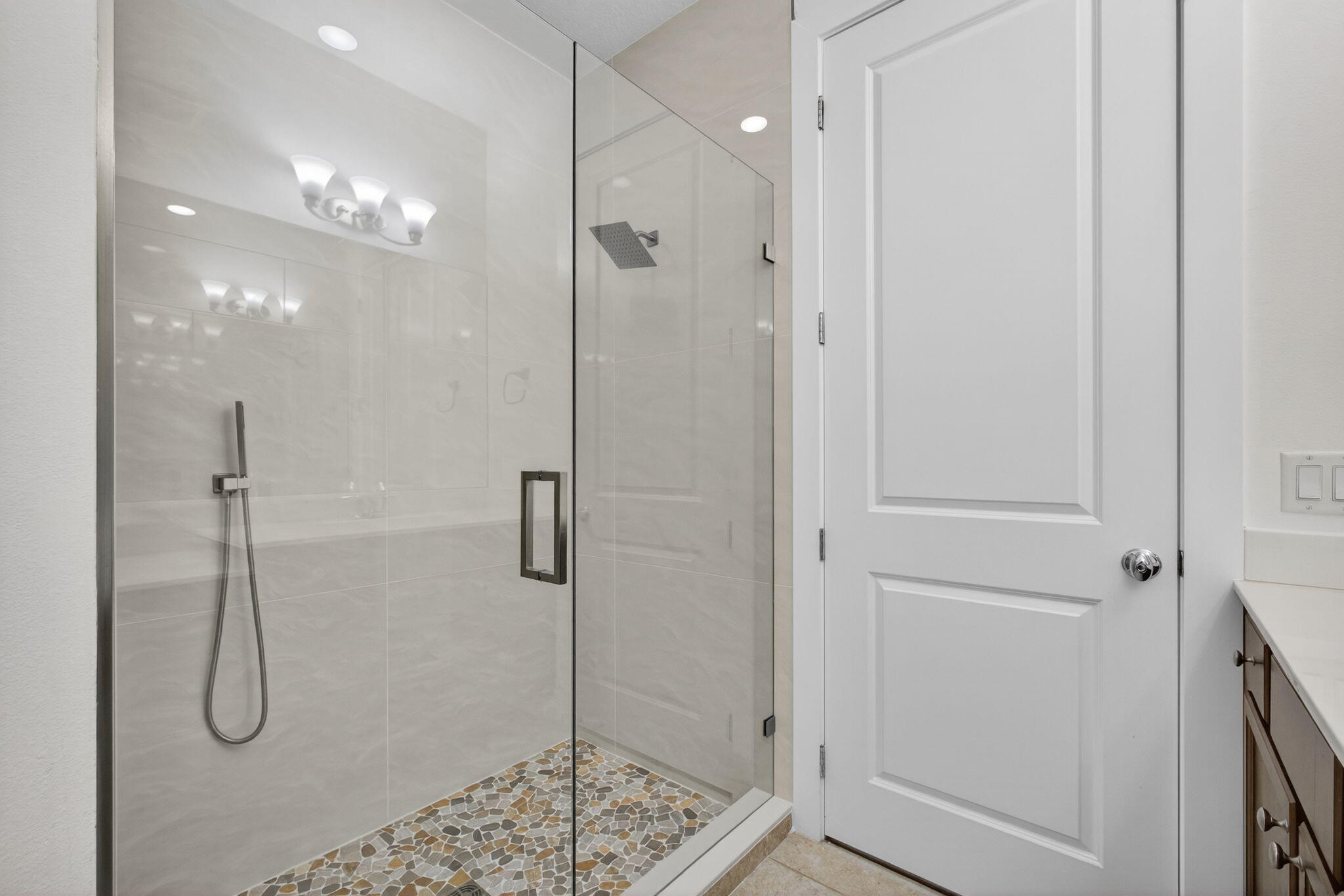 7089 Edison Place Property Photo 26