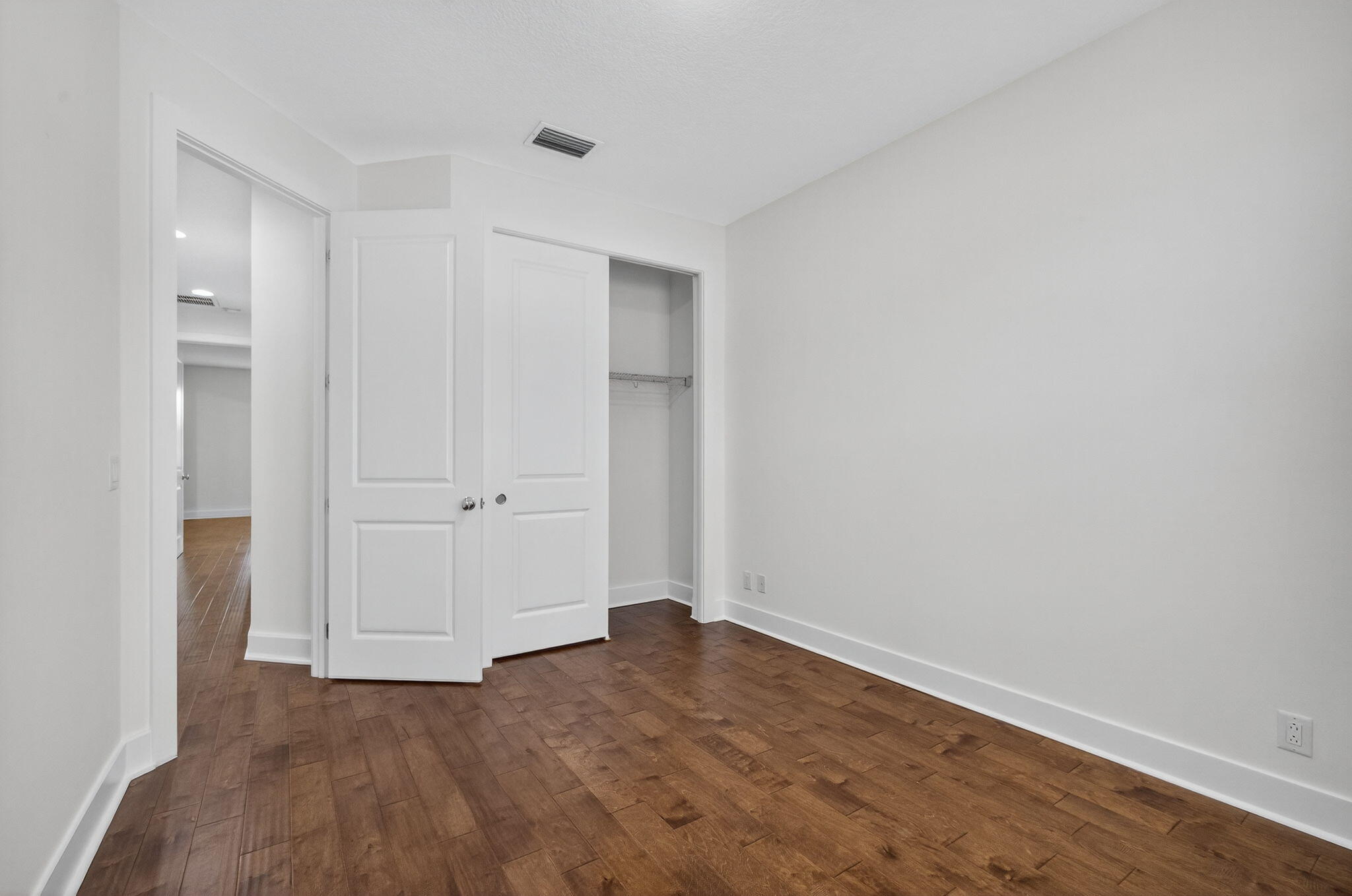 7089 Edison Place Property Photo 29