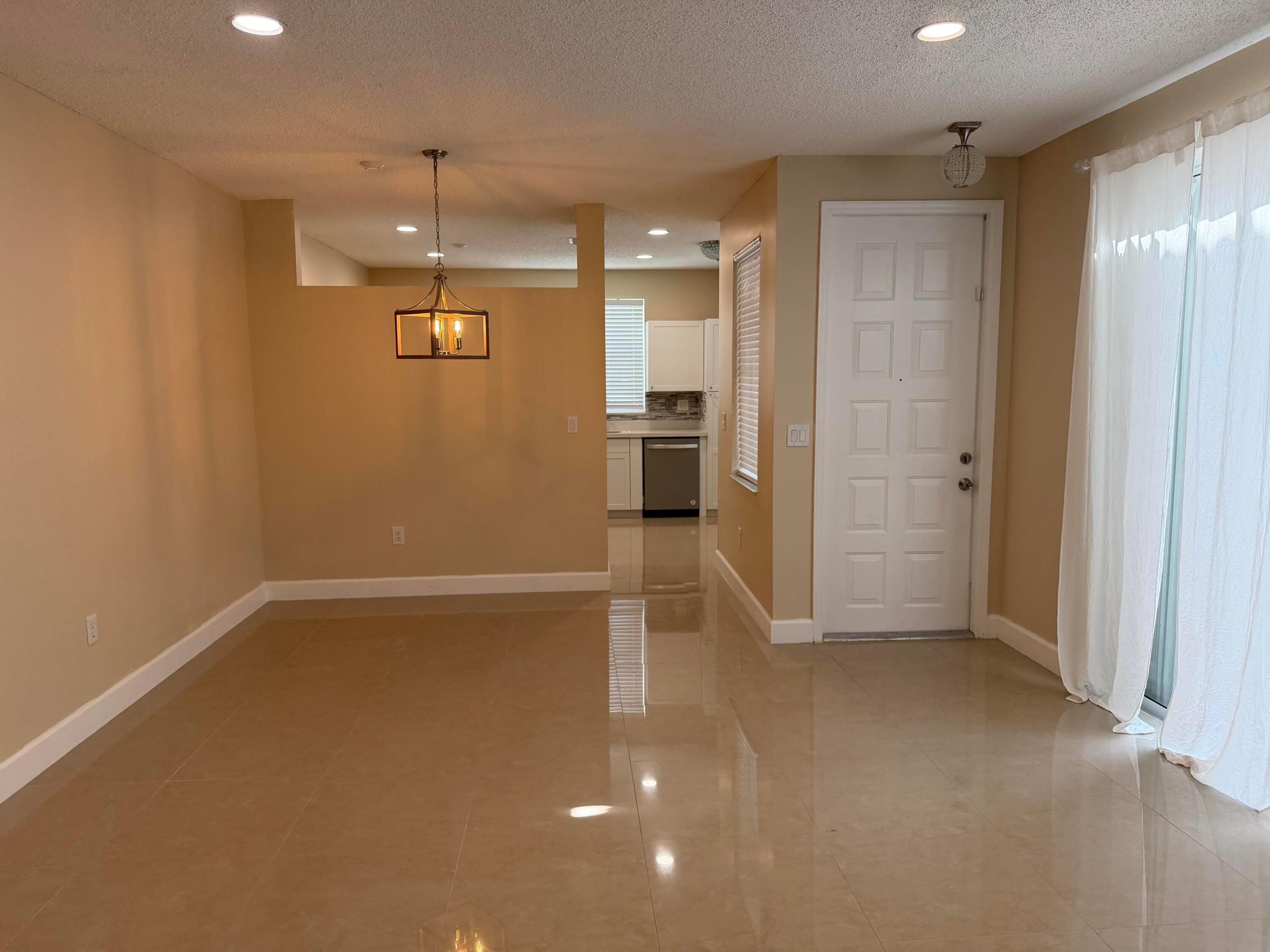 940 Doveplum Court Property Photo 6