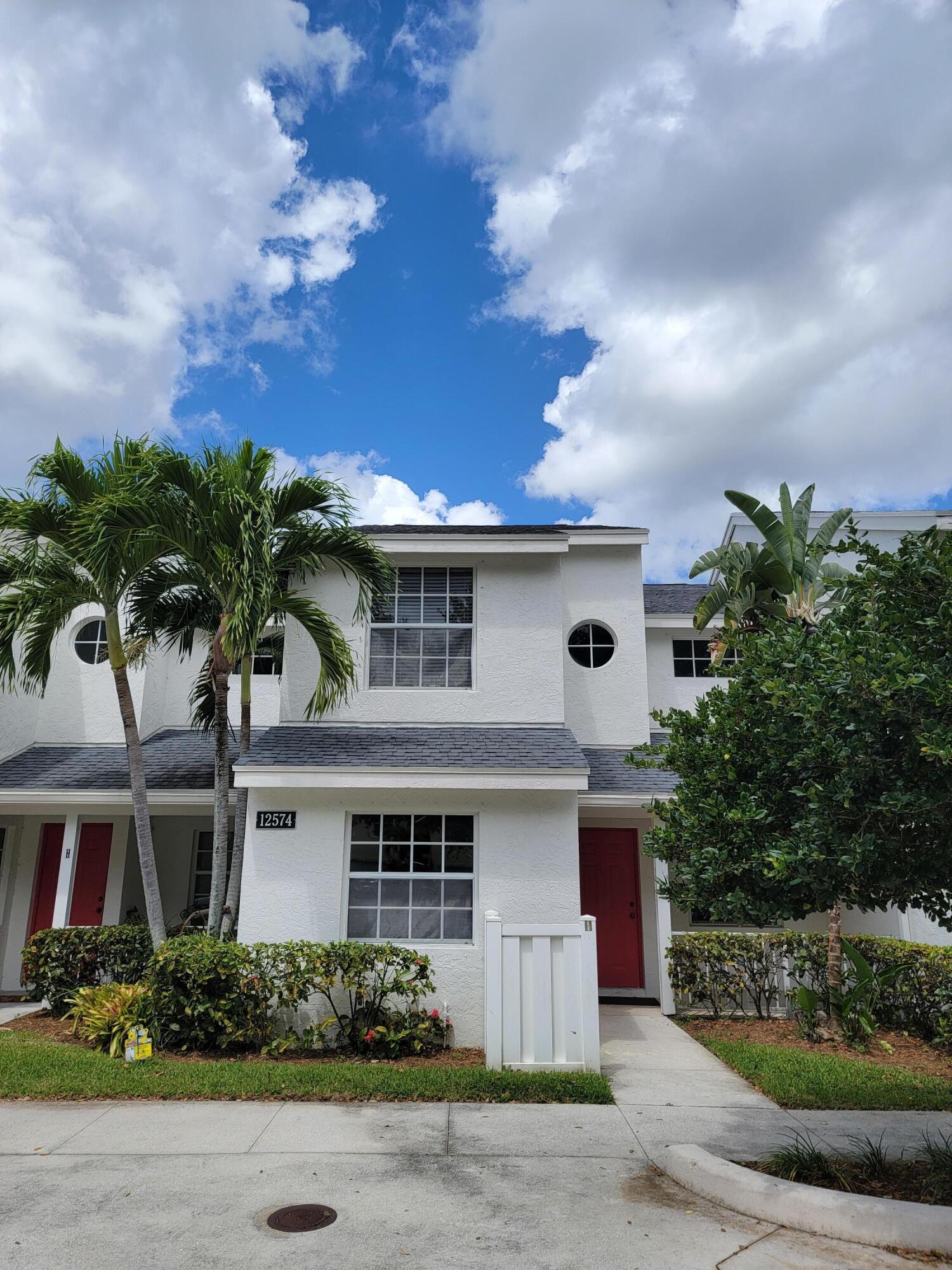 12574 Westhampton Circle I Property Photo 1