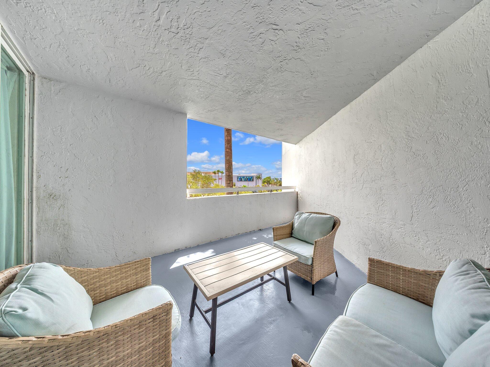 2670 E Sunrise Boulevard 323 Property Photo 17