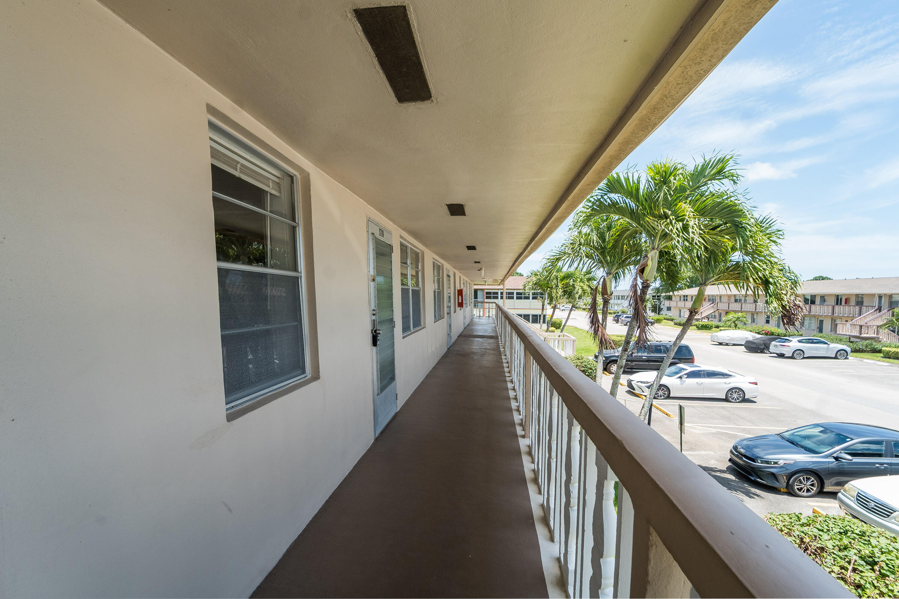 170 Kent J Property Photo 6