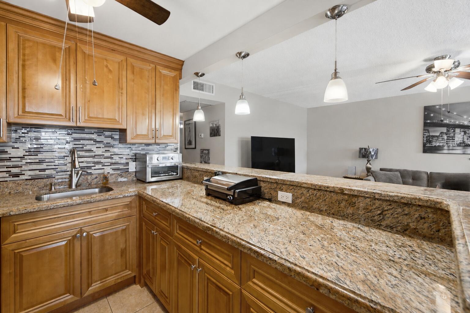 170 Kent J Property Photo 8