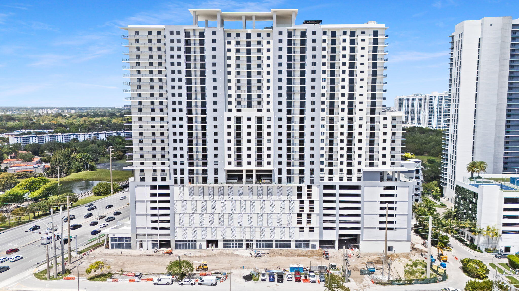 16375 Biscayne Boulevard Property Photo 1