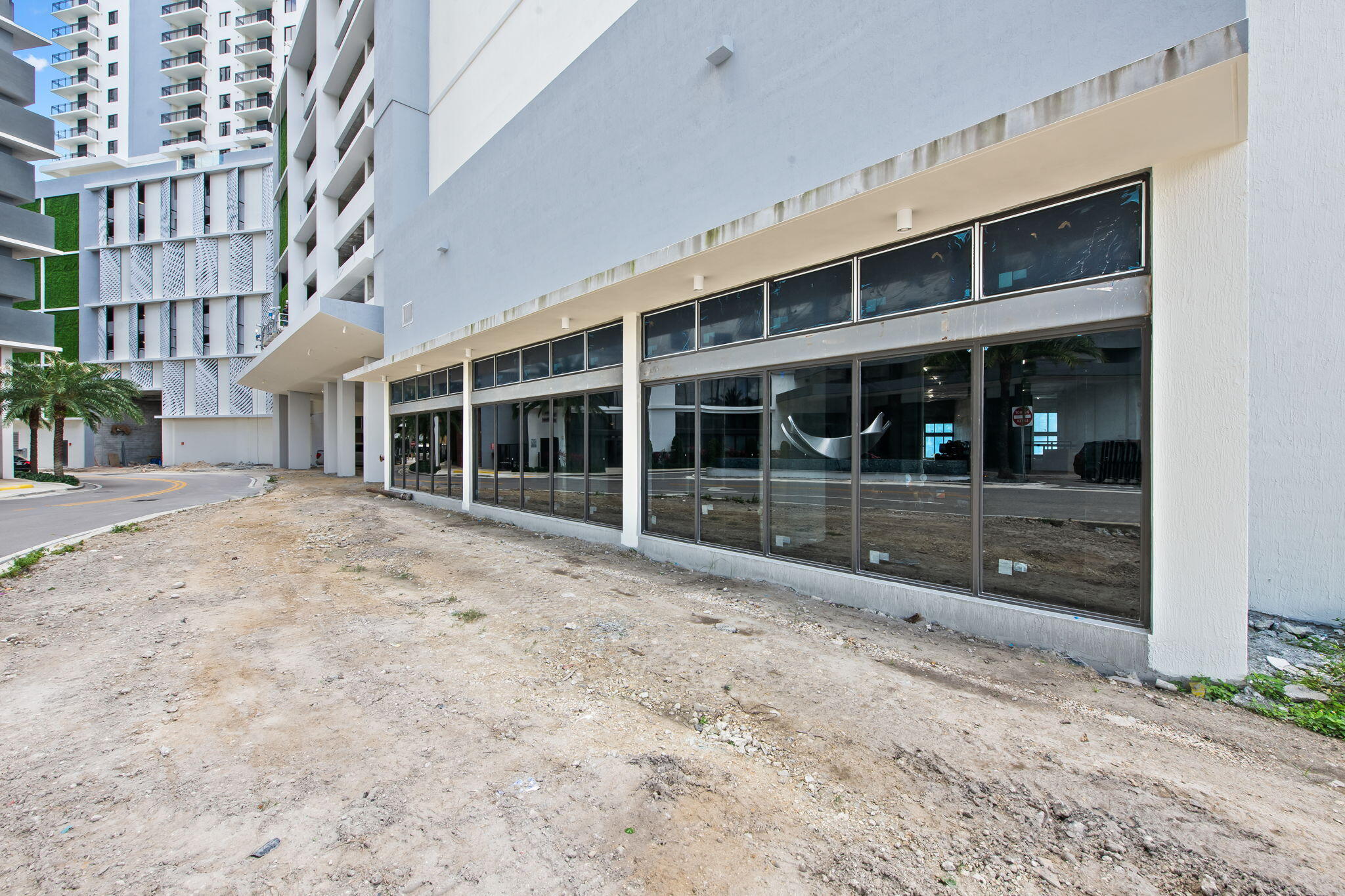16375 Biscayne Boulevard Property Photo 11