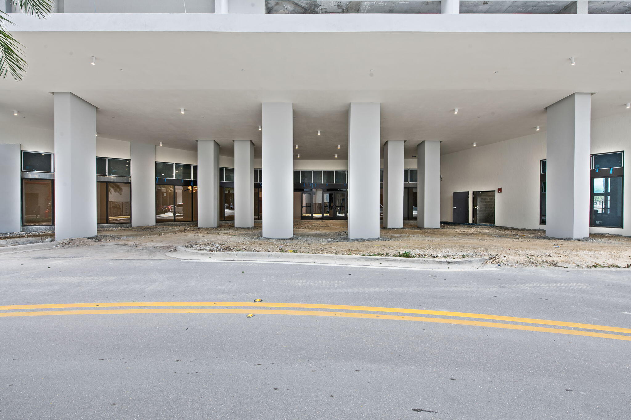 16375 Biscayne Boulevard Property Photo 14