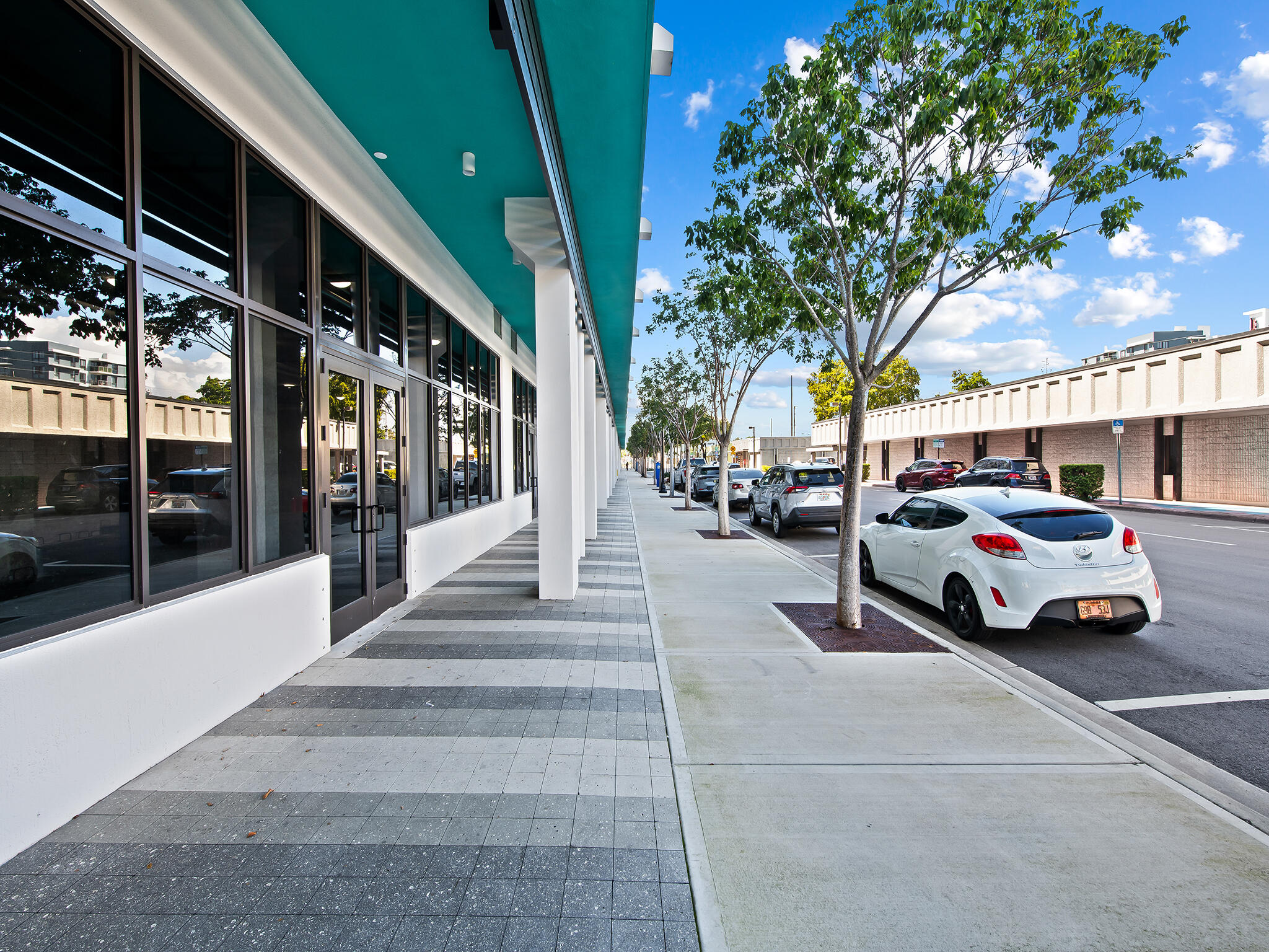 2001 Hollywood Boulevard Property Photo 25