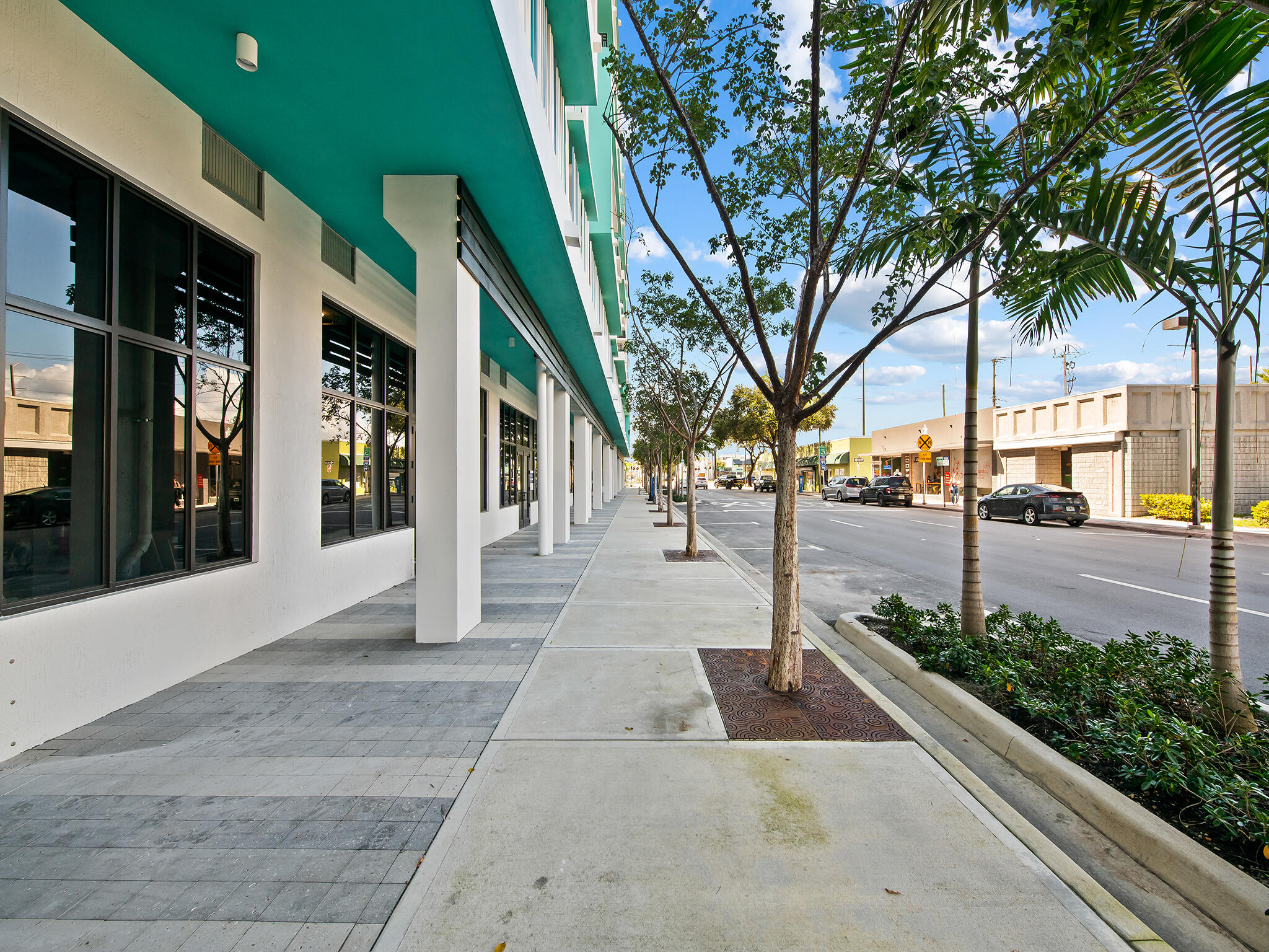 2001 Hollywood Boulevard Property Photo 37