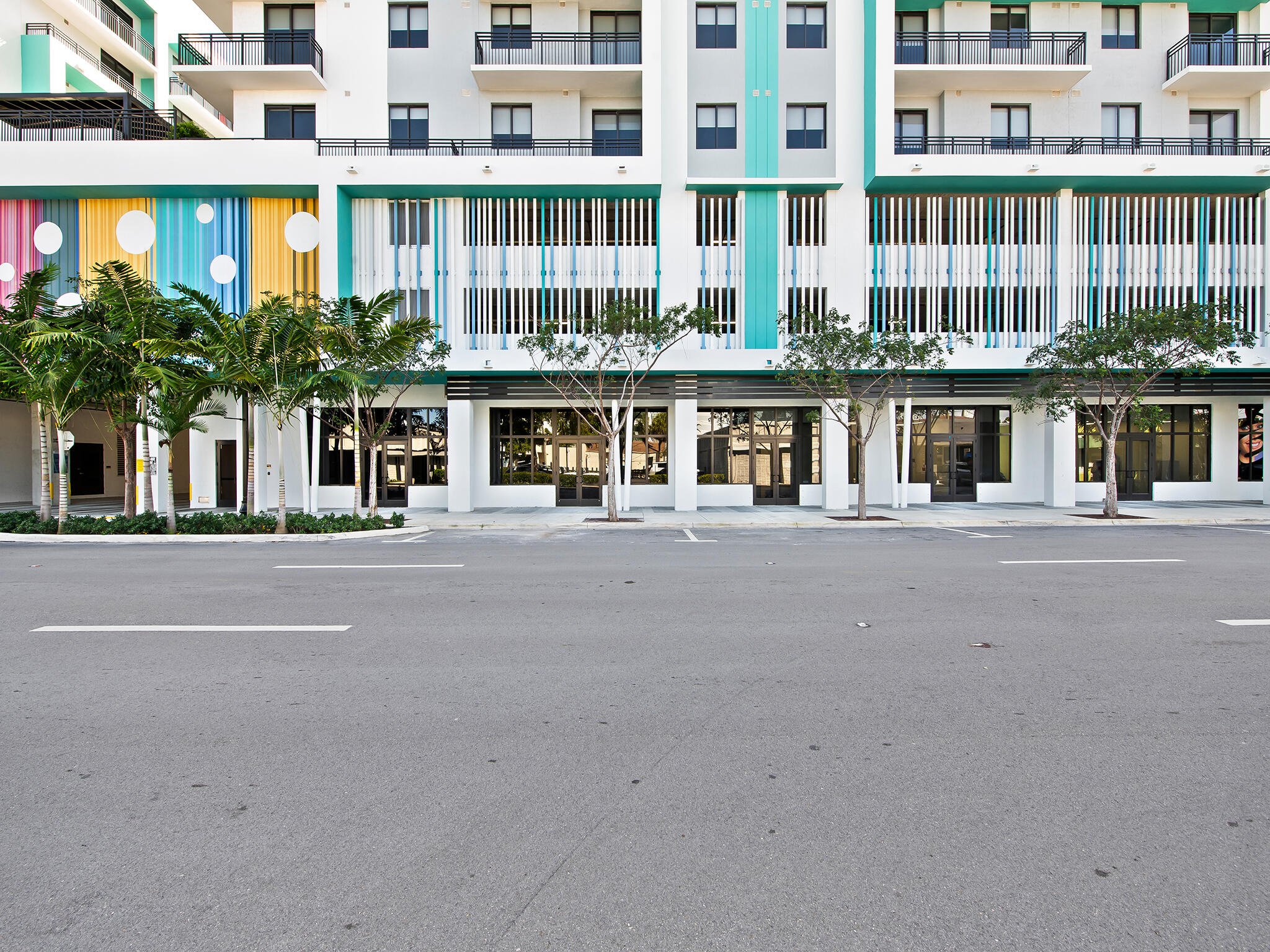 2001 Hollywood Boulevard Property Photo 39