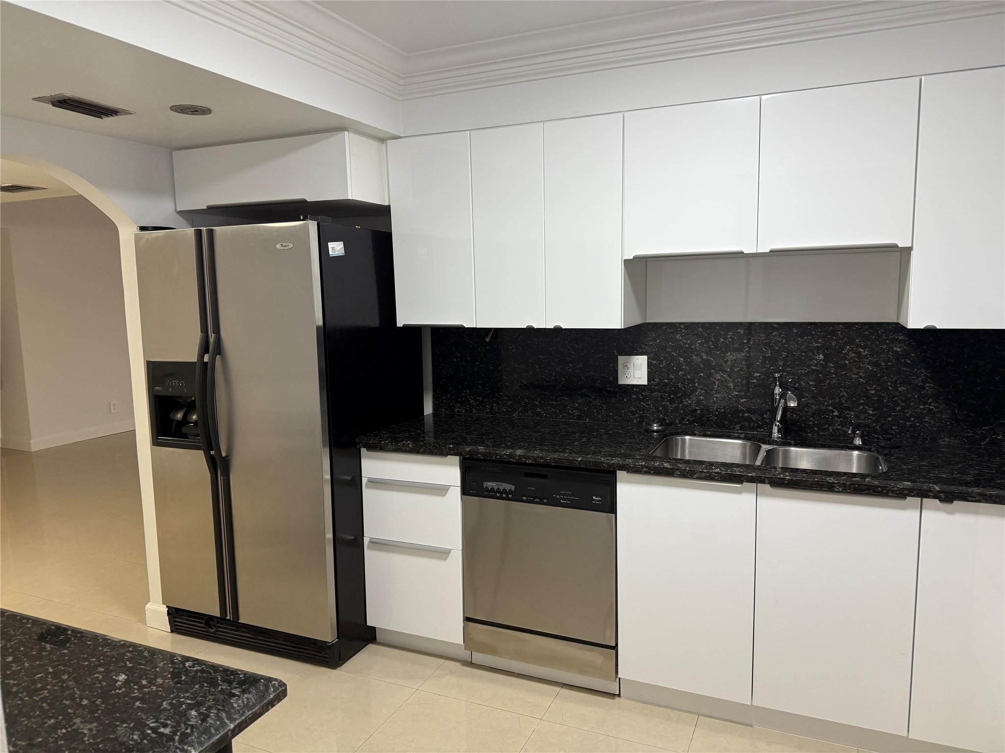 5100 N Ocean Boulevard 1504 Property Photo 8