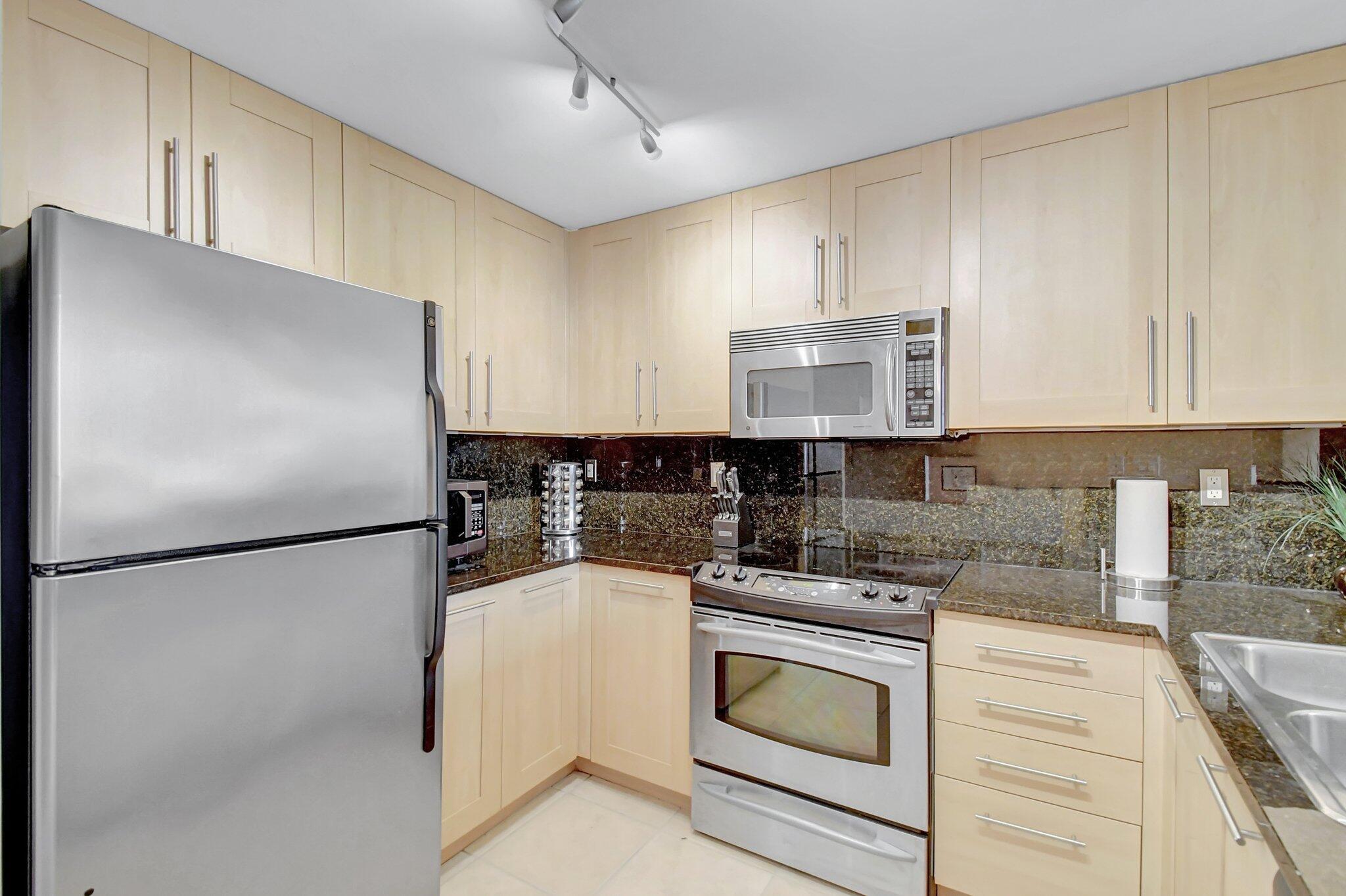 511 Se 5th Avenue 2315 Property Photo 16