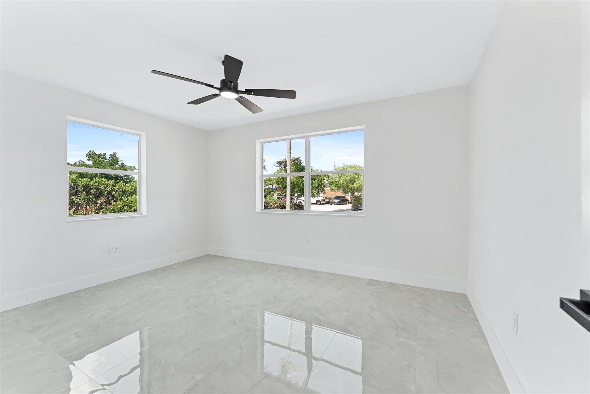 824 S F Street Property Photo 16