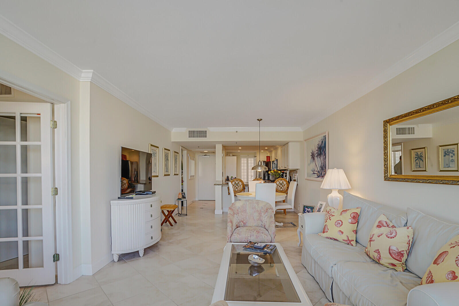 2687 N Ocean Boulevard G-305 Property Photo 9