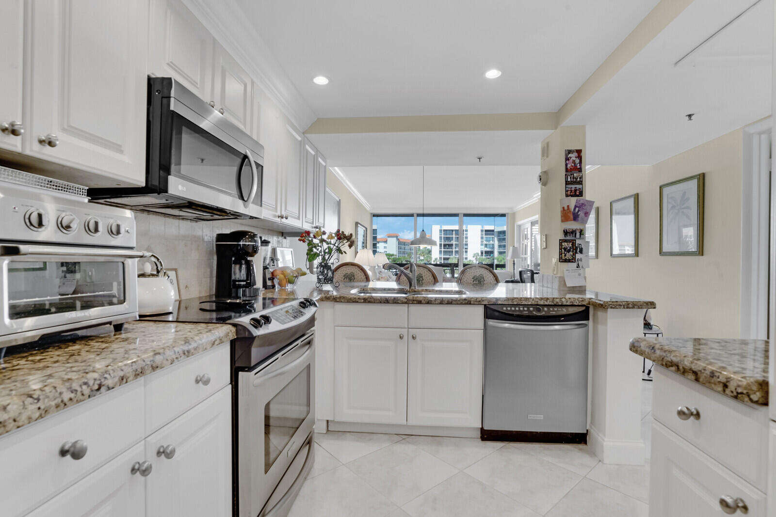 2687 N Ocean Boulevard G-305 Property Photo 18