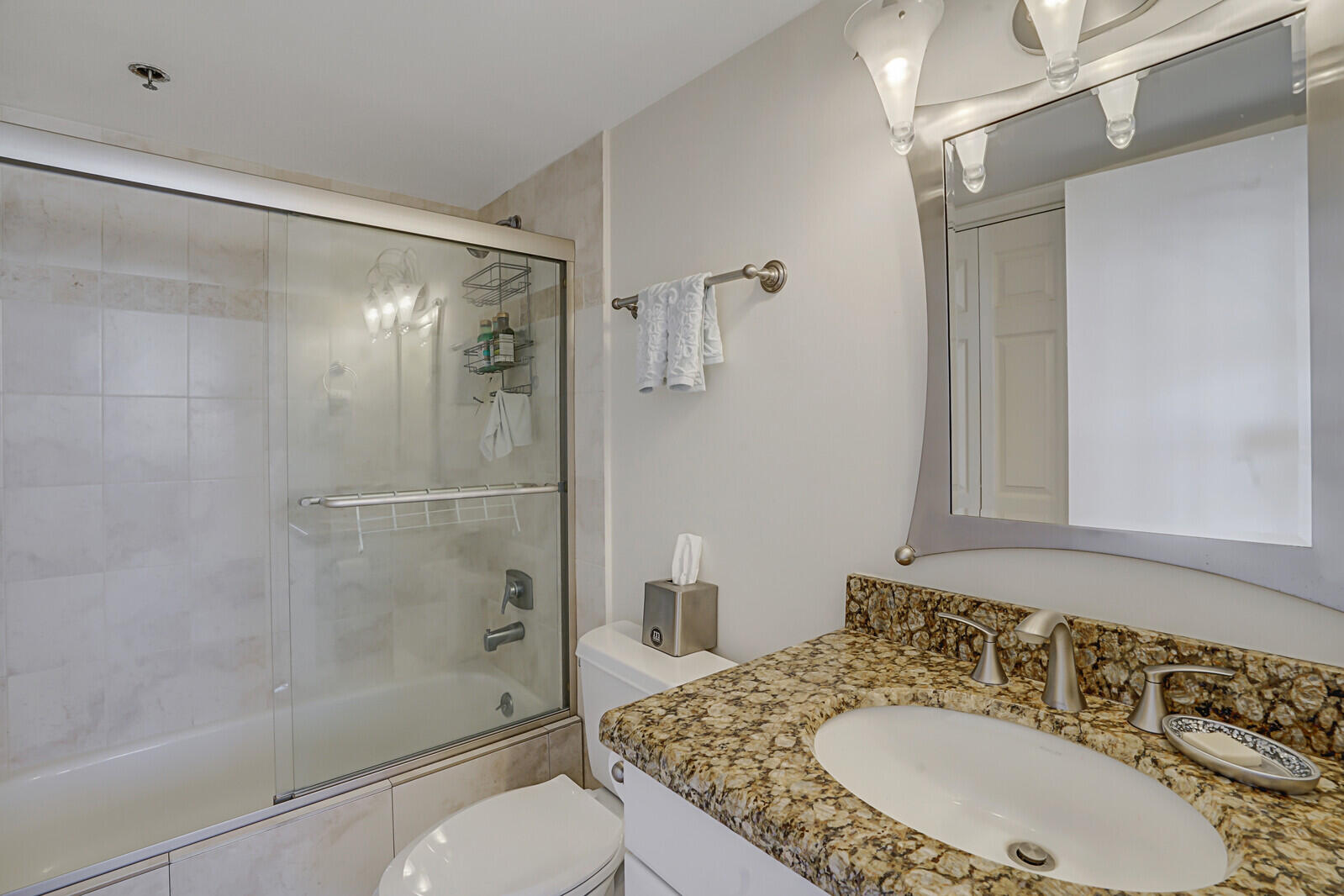 2687 N Ocean Boulevard G-305 Property Photo 23