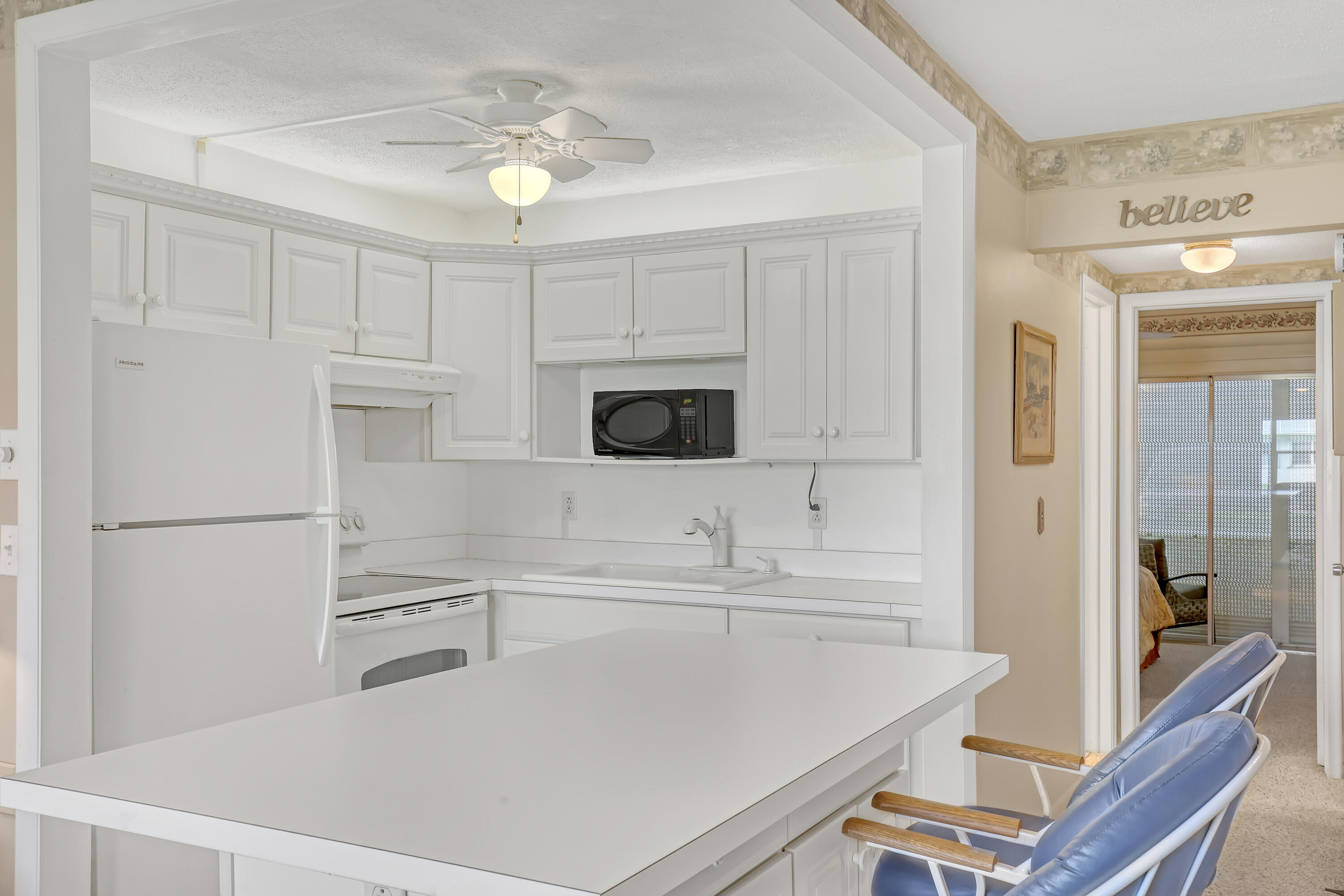680 Horizon W 110 Property Photo 1