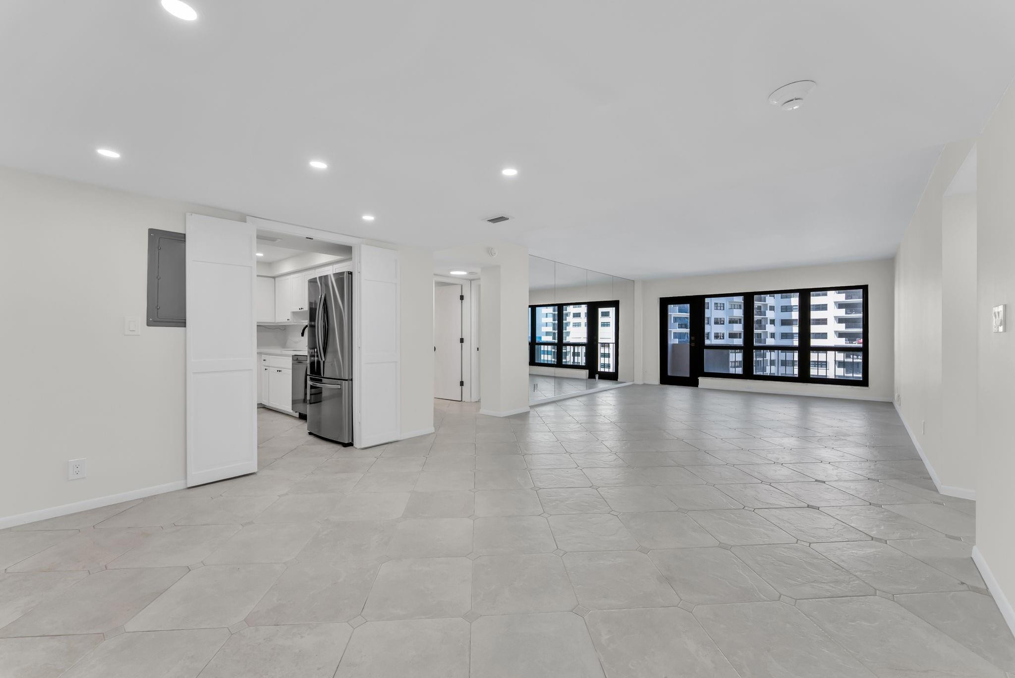 5000 N Ocean Boulevard 908 Property Photo 4
