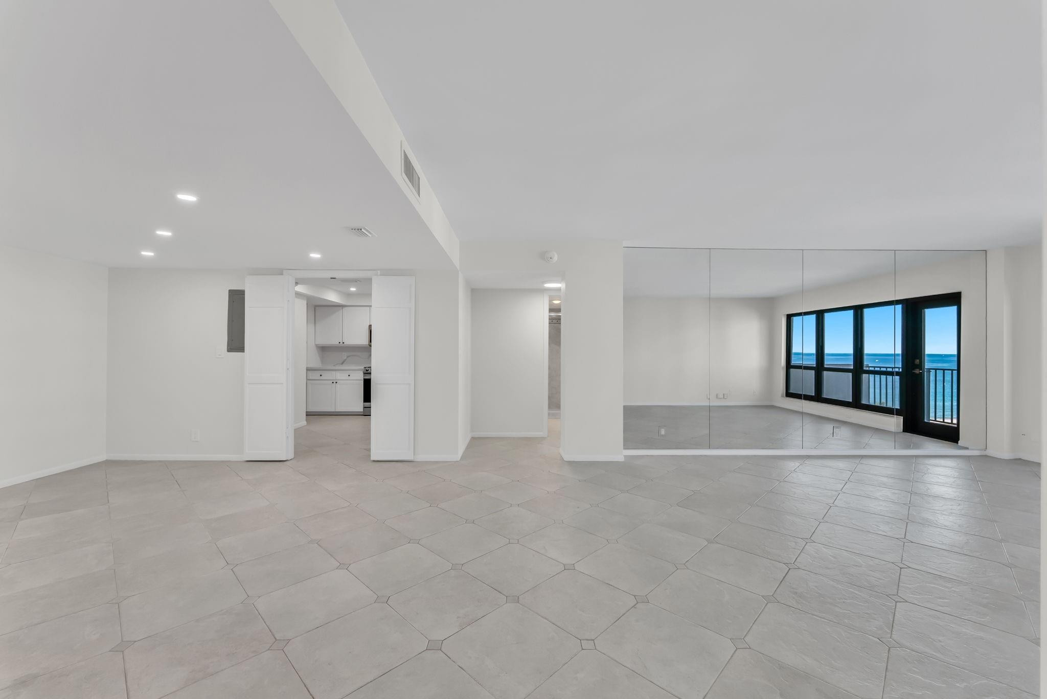 5000 N Ocean Boulevard 908 Property Photo 10