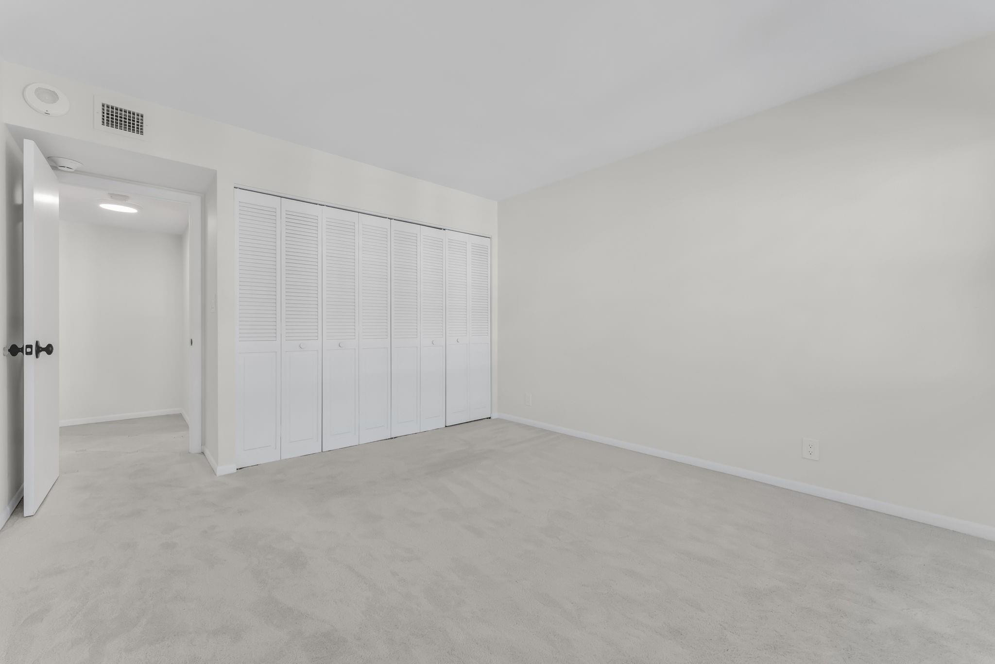 5000 N Ocean Boulevard 908 Property Photo 13