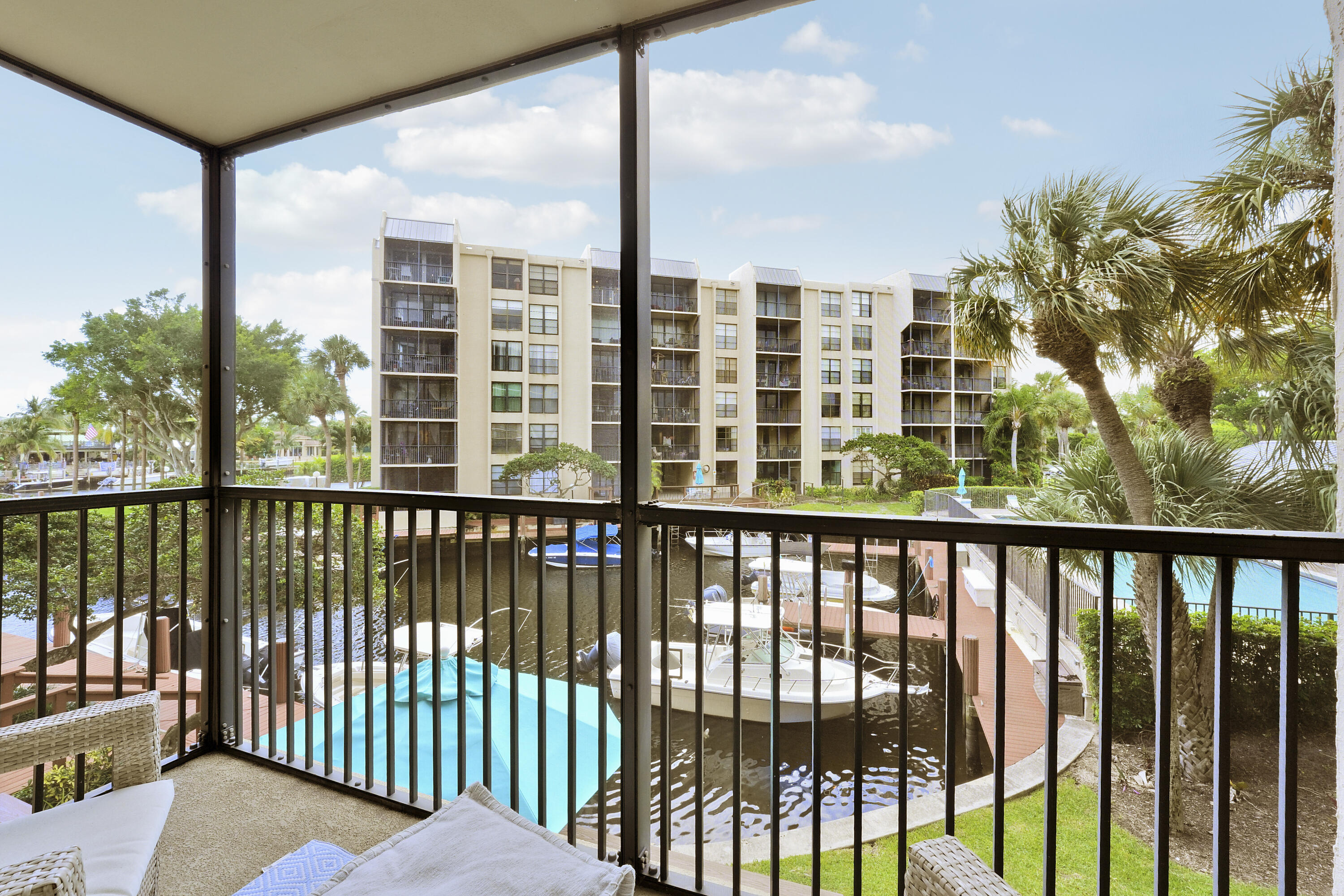 20 Royal Palm Way 204 Property Photo 14