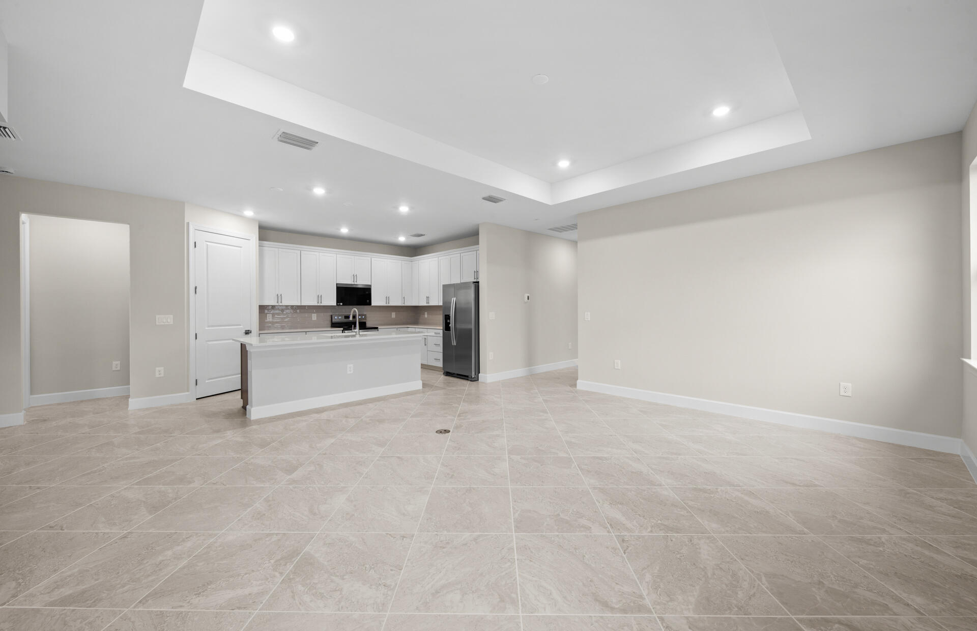 3922 E Hampton Circle Property Photo 17