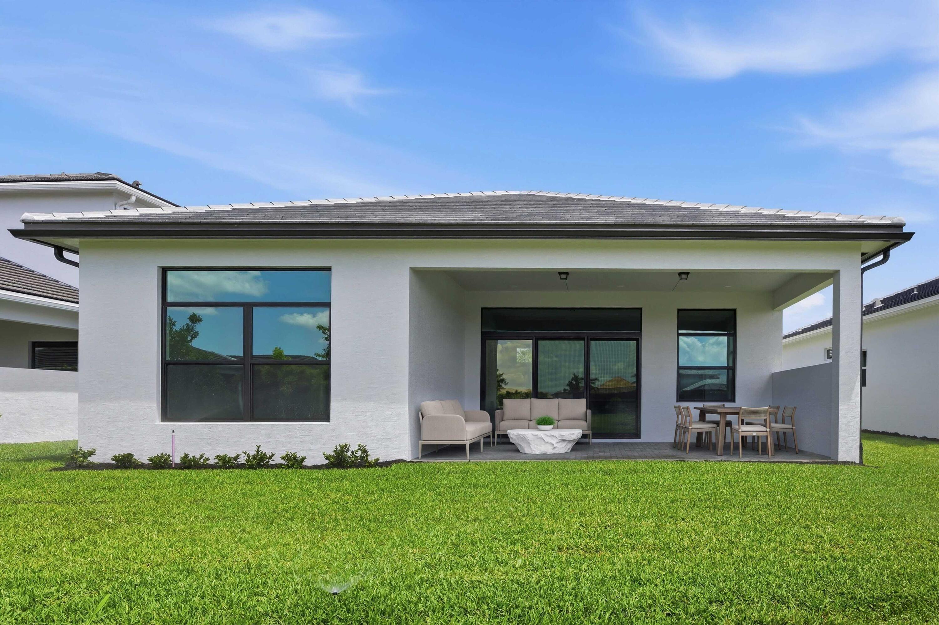 5627 Saint Armands Way Property Photo 33