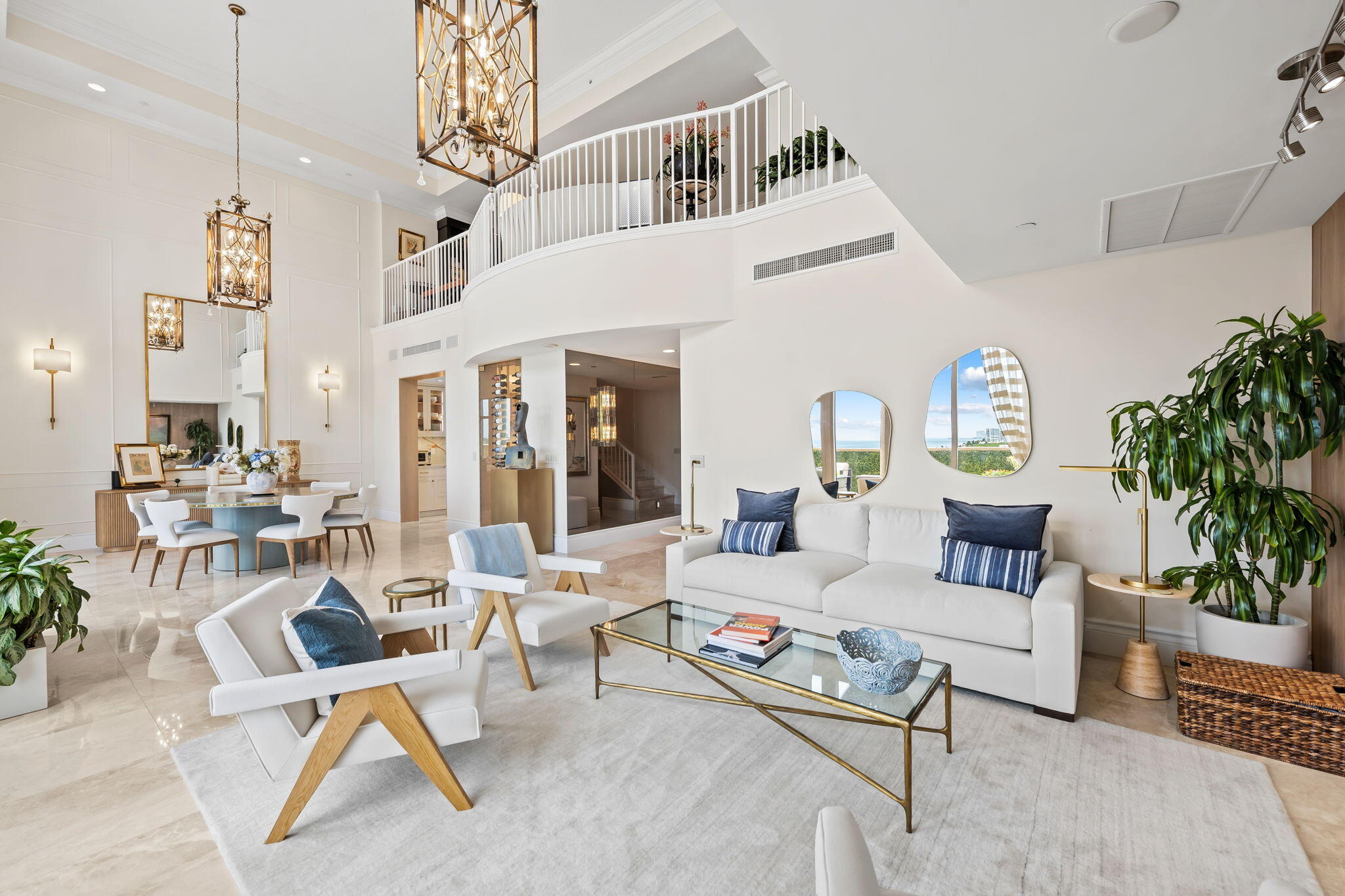 3501 N Ocean Drive Ph 7 Property Photo 6