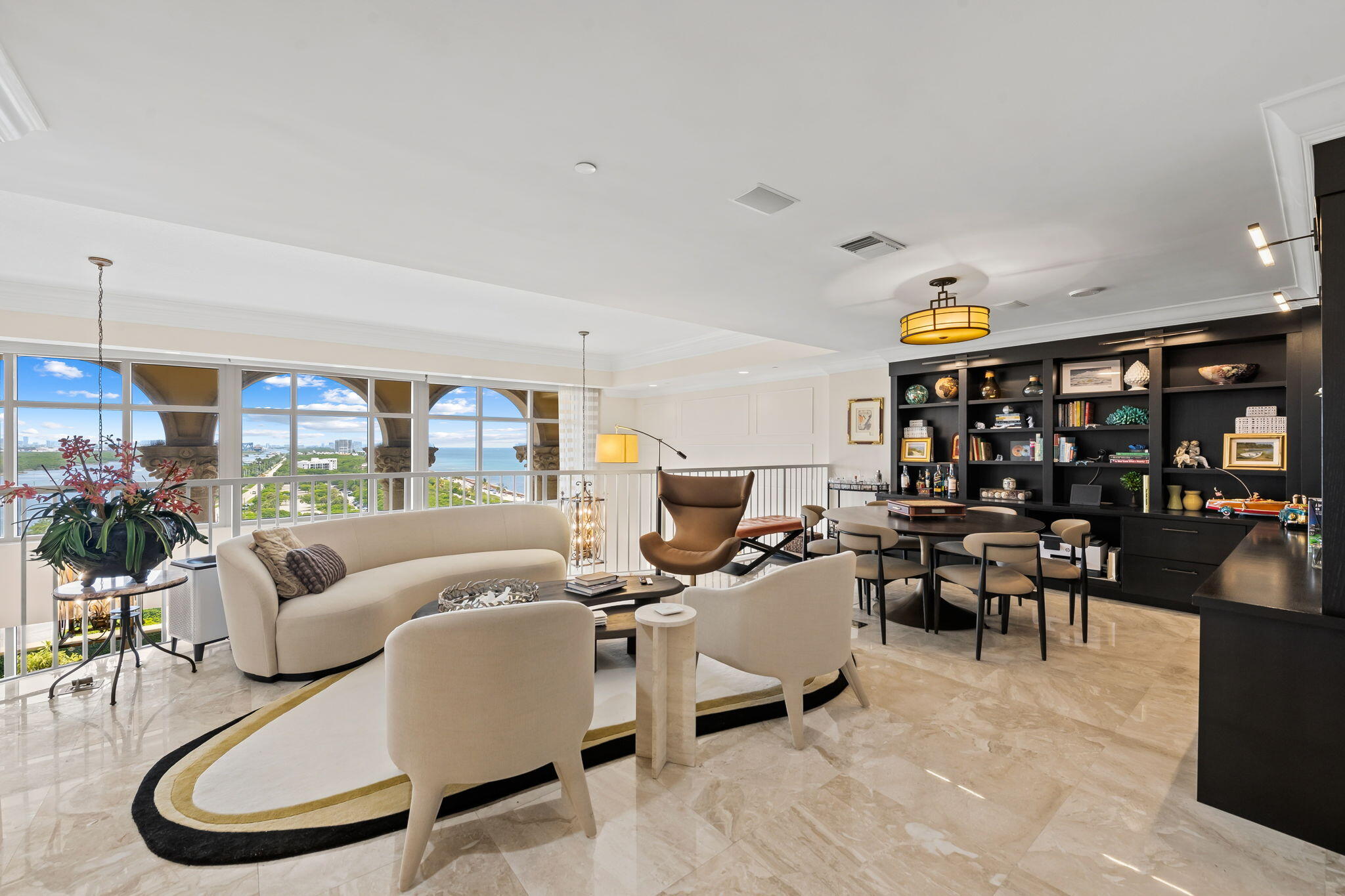 3501 N Ocean Drive Ph 7 Property Photo 15