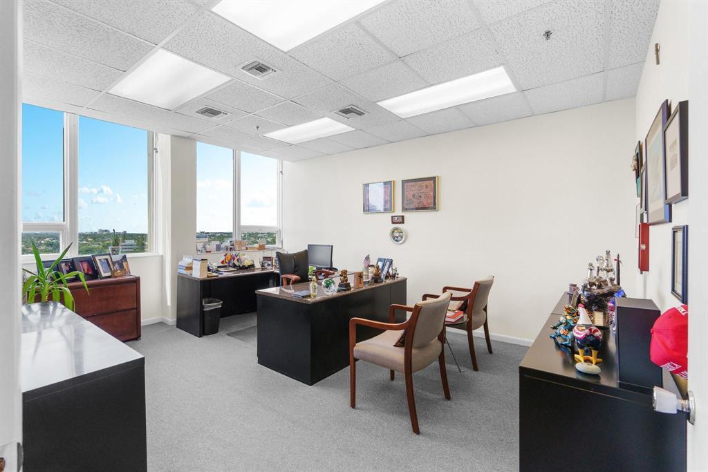 2455 E Sunrise Boulevard 802 Property Photo 5