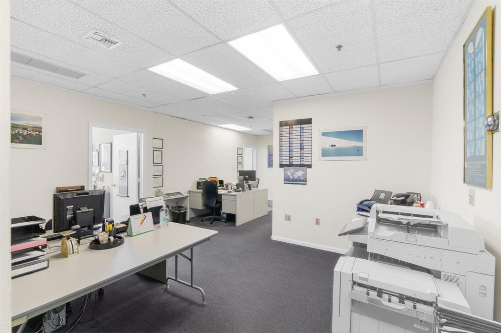 2455 E Sunrise Boulevard 801 Property Photo 10