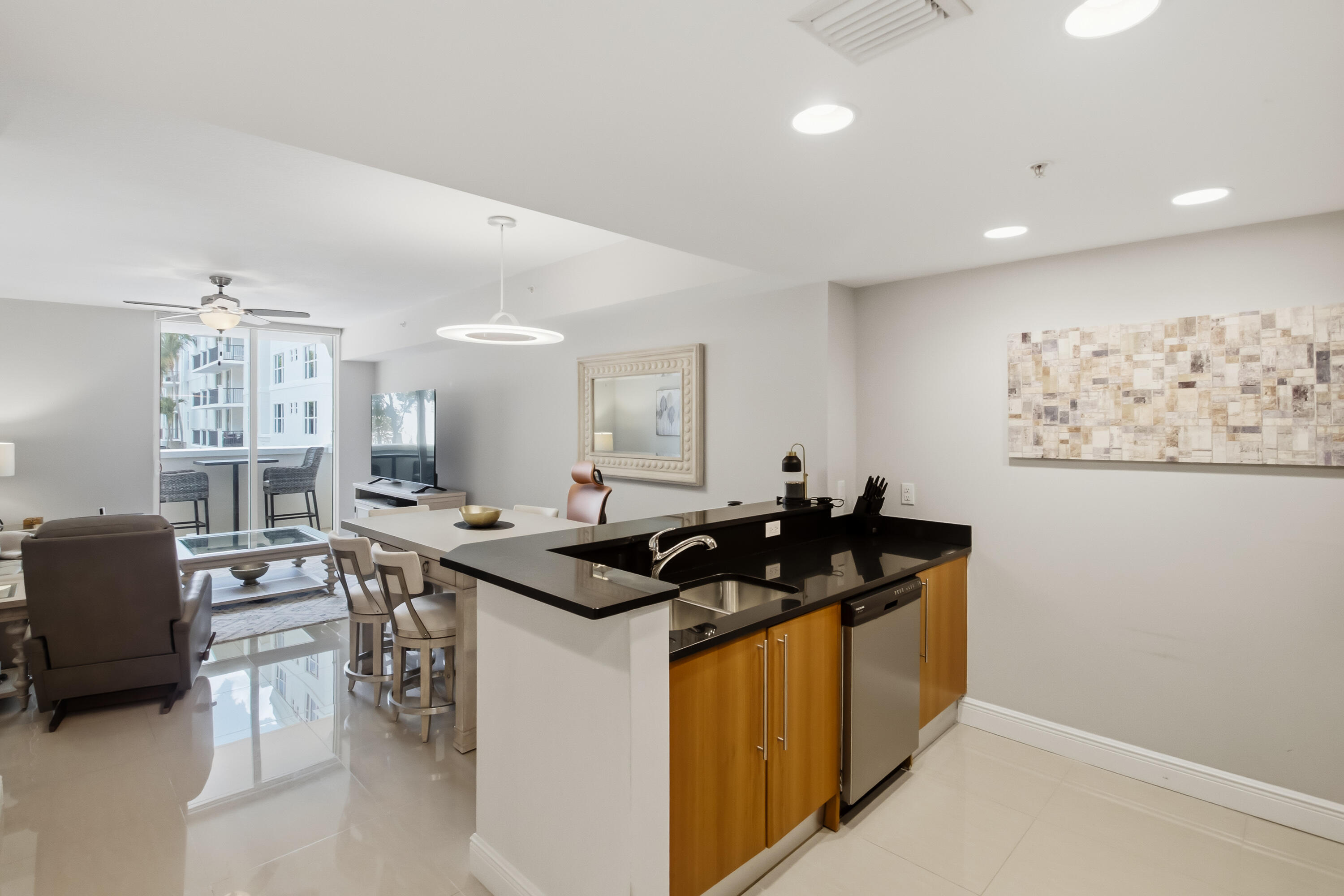 191 SE 20th Avenue 210