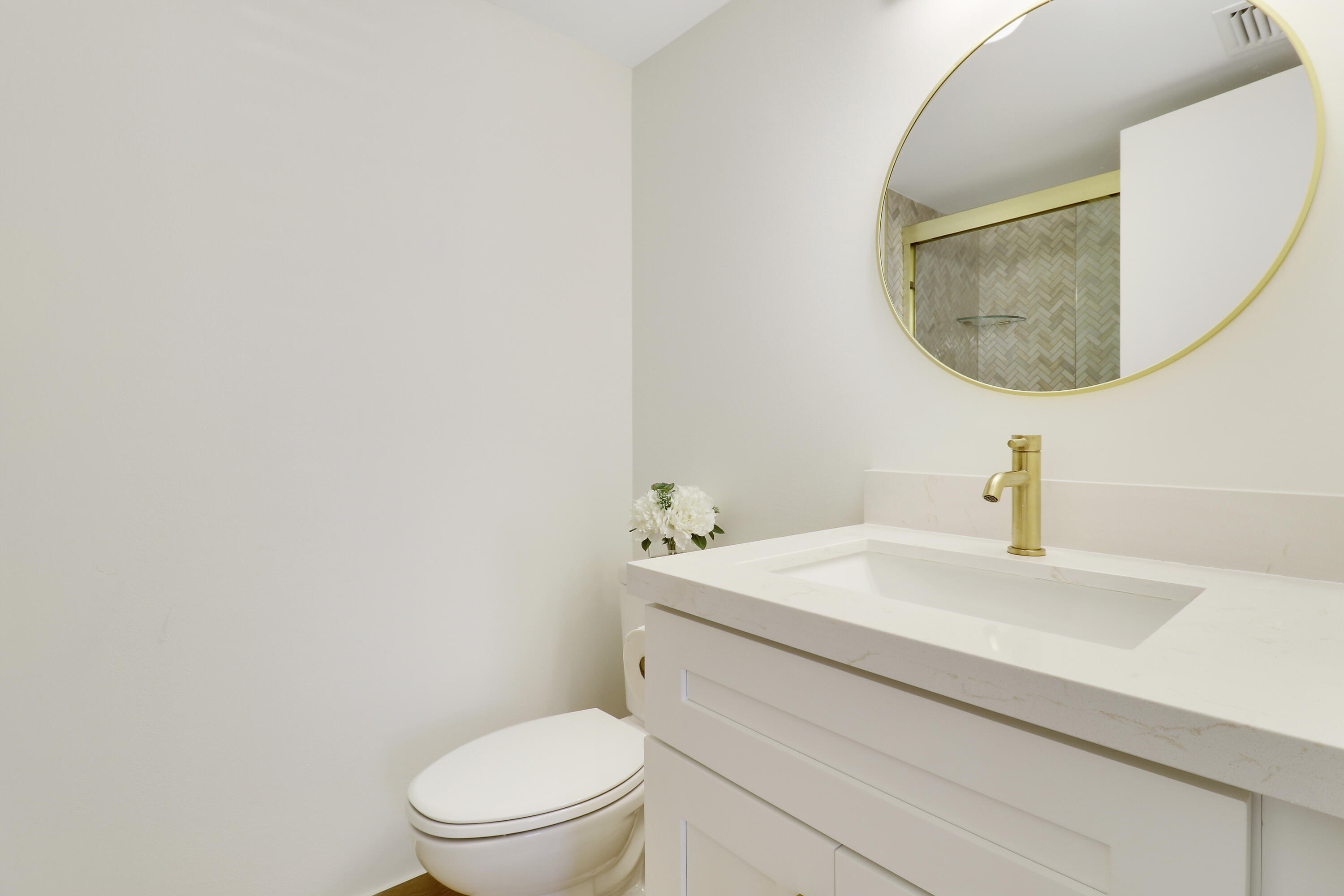 1001 Pinecrest Circle C Property Photo 21