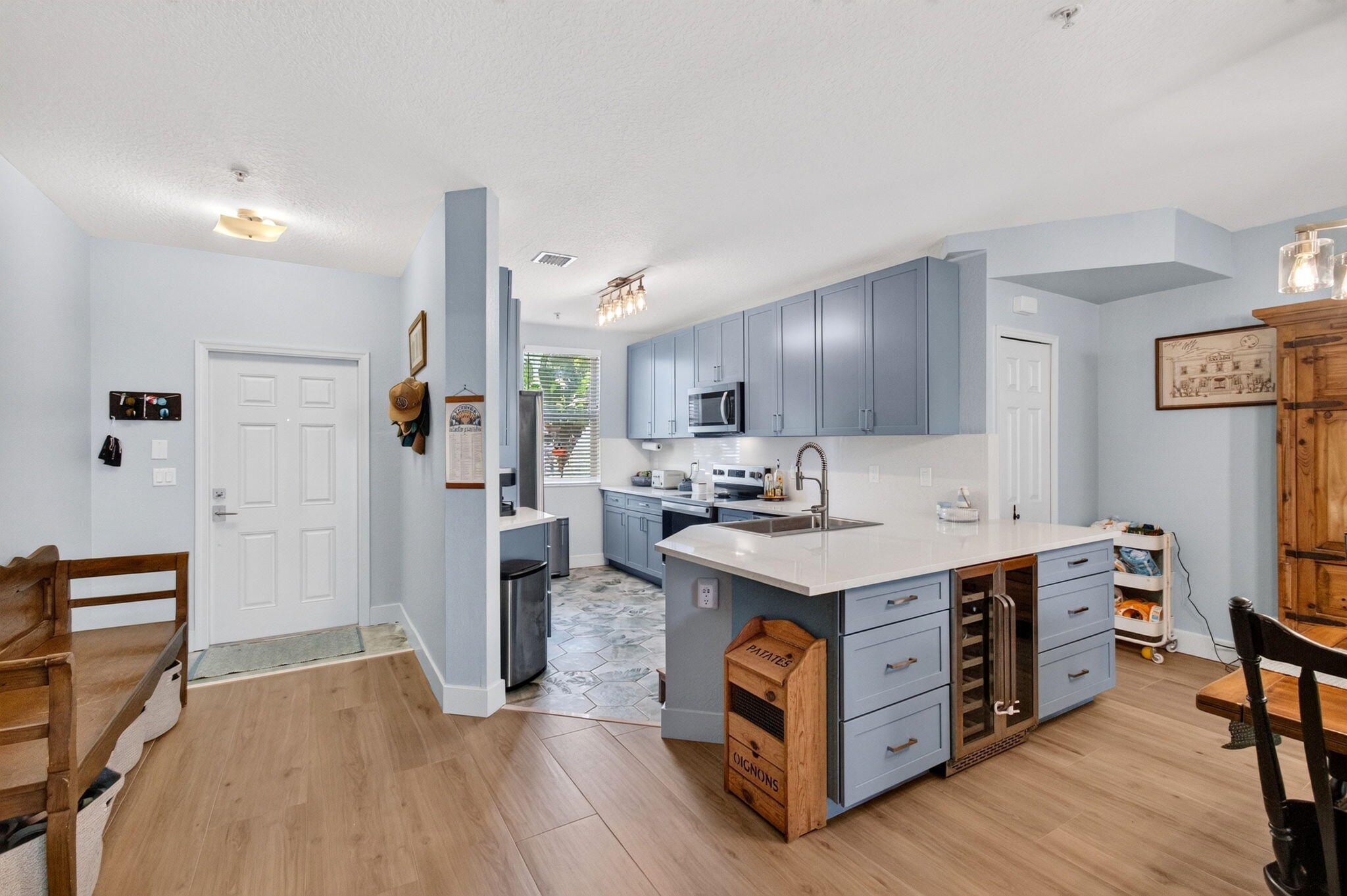 311 Bayfront Drive Property Photo 10