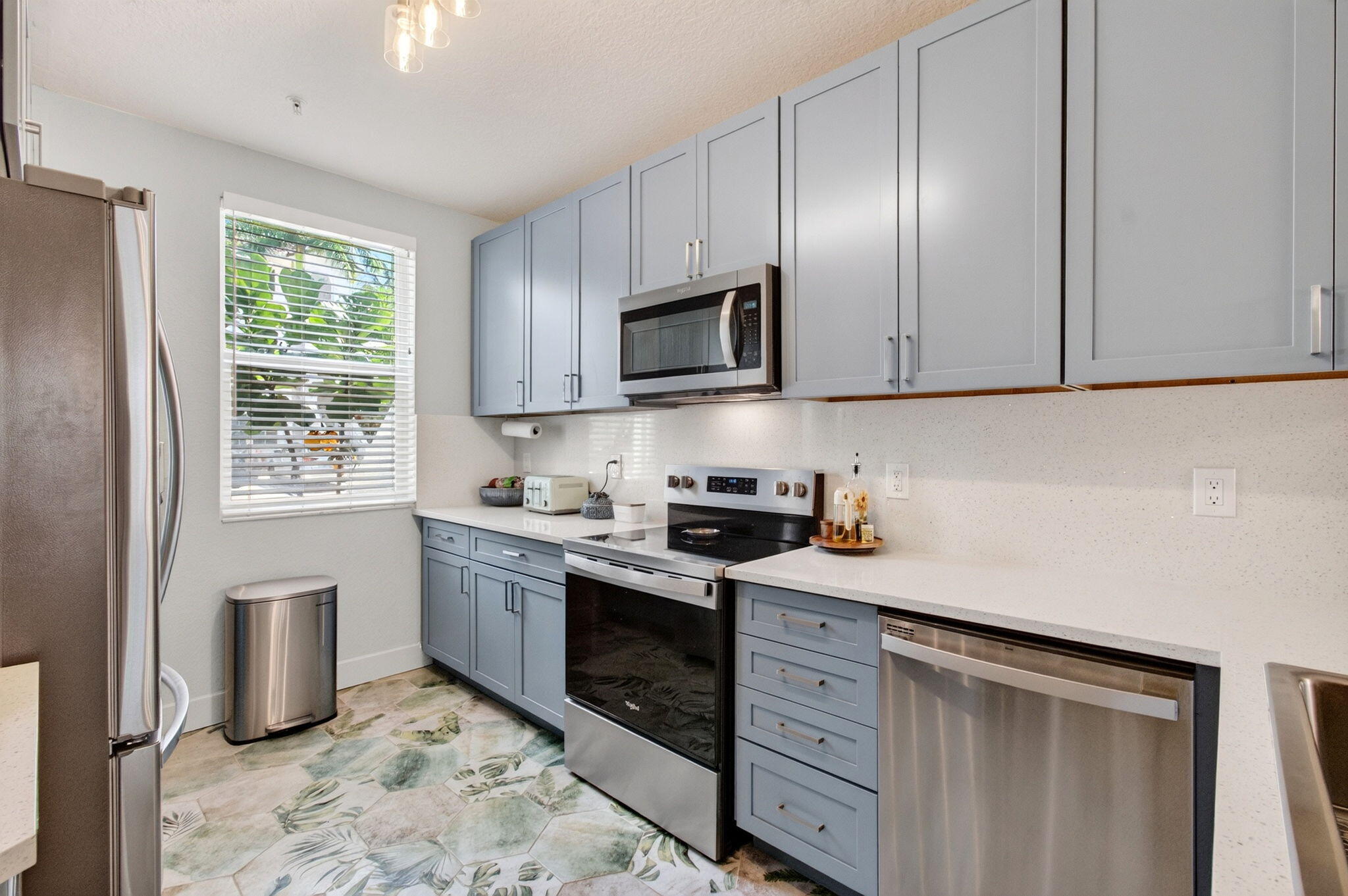311 Bayfront Drive Property Photo 12